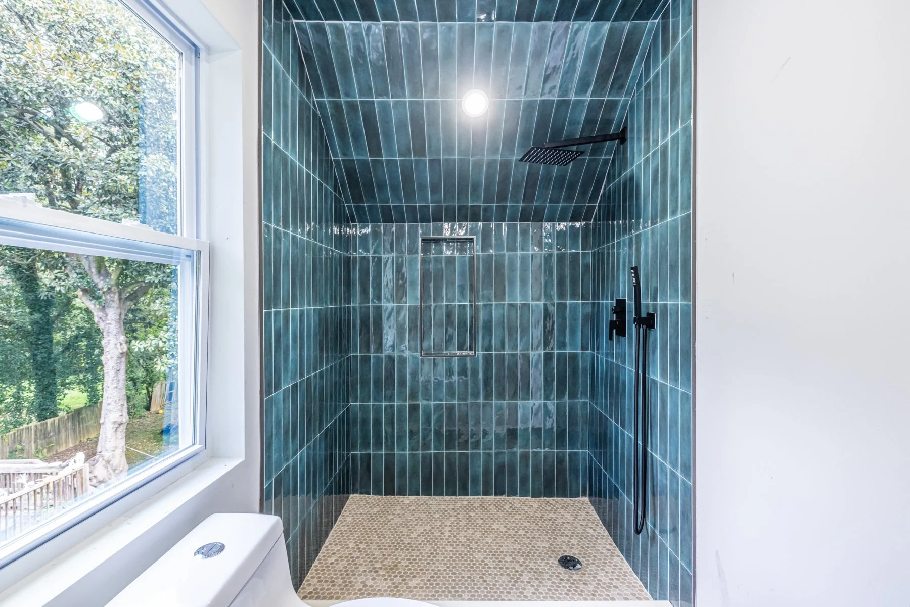 10.7-bath3_3.jpg