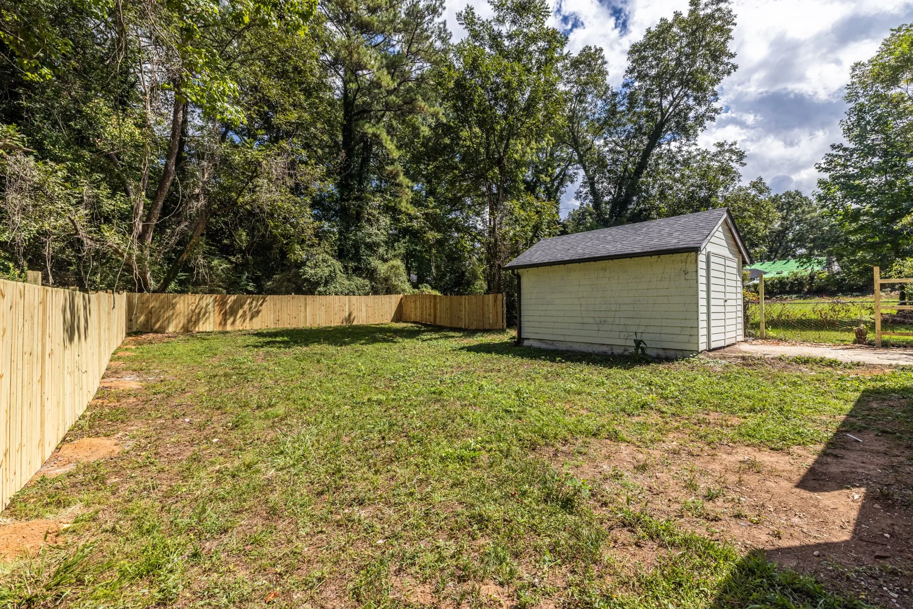 12.0-backyard2.jpg