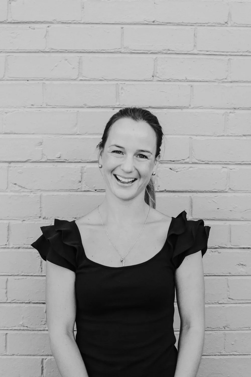 Dr Sara Hellyer