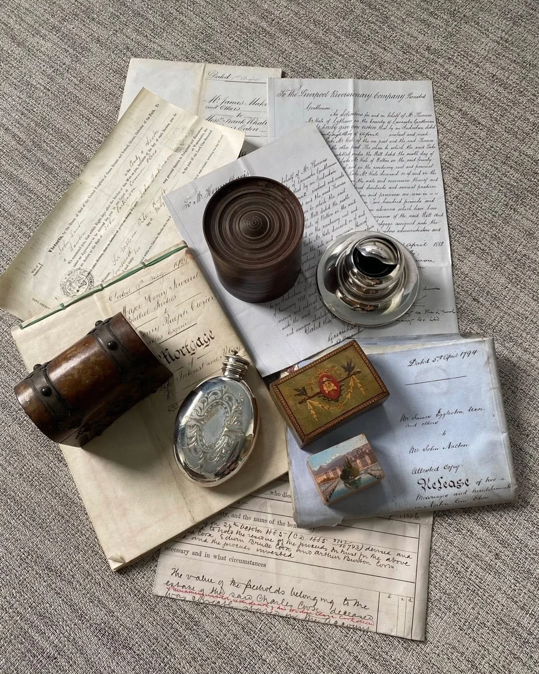 Bermondsey proved to be a happy hunting ground this am - particularly pleased with the lovely vellum mortgage that will have its century anniversary this  Thursday - that beautiful calligraphy script - I would not have progressed very far in the Cler