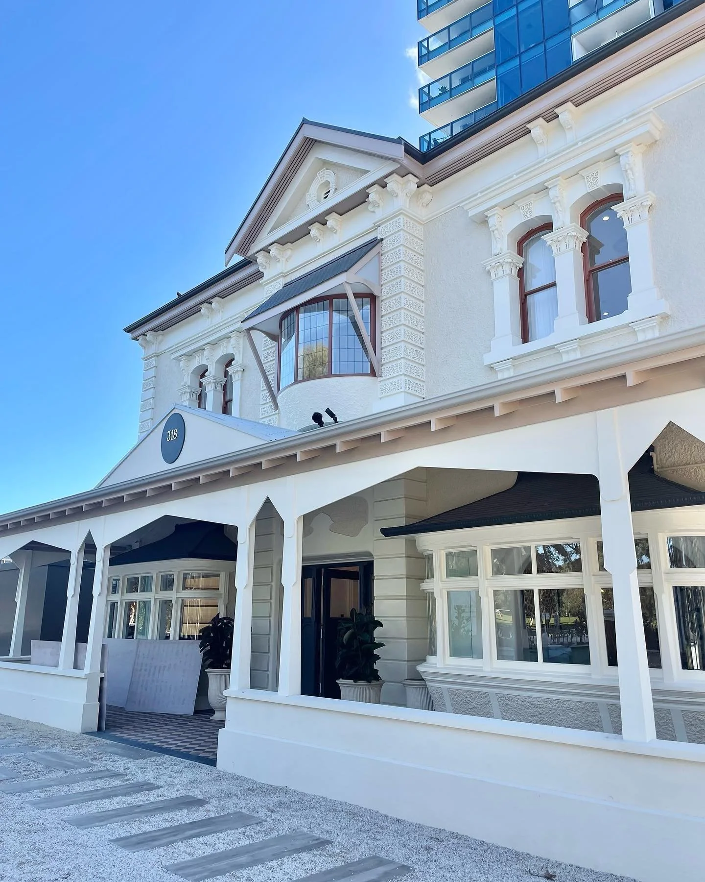 Super excited to be sharing some more sneak peeks at Davaar House of Wellness. We can all be sipping lattes in the Cafe in a week. Can&rsquo;t wait for my first treatment - think I&rsquo;ve earned it. #interiors #interiordesign #adelaideheritage #her