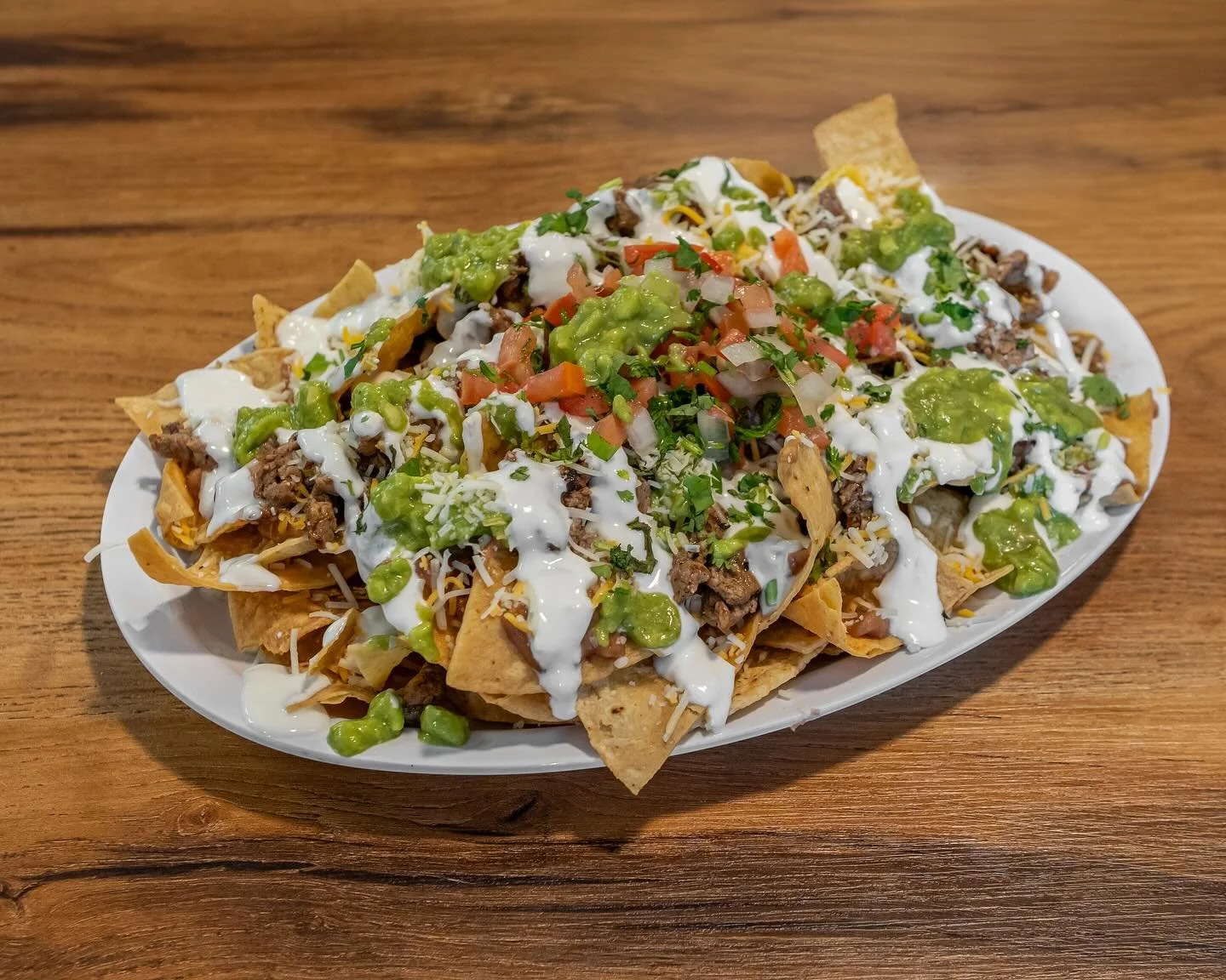 Carne Asada Nachos 🔥🔥 #pacificbeach #sacostacos #carneasada #mexicanfood #yummy