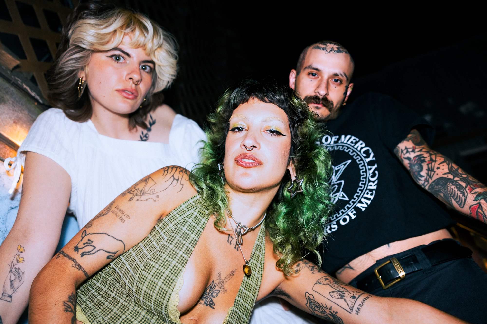 BuzzedLightbeer_BottomofTheHill_AlejandraCardenas-2.jpg