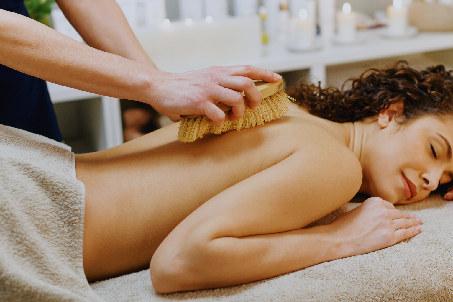 Detox Dry Brushing: Awaken Your Skin and Support Lymphatic Health