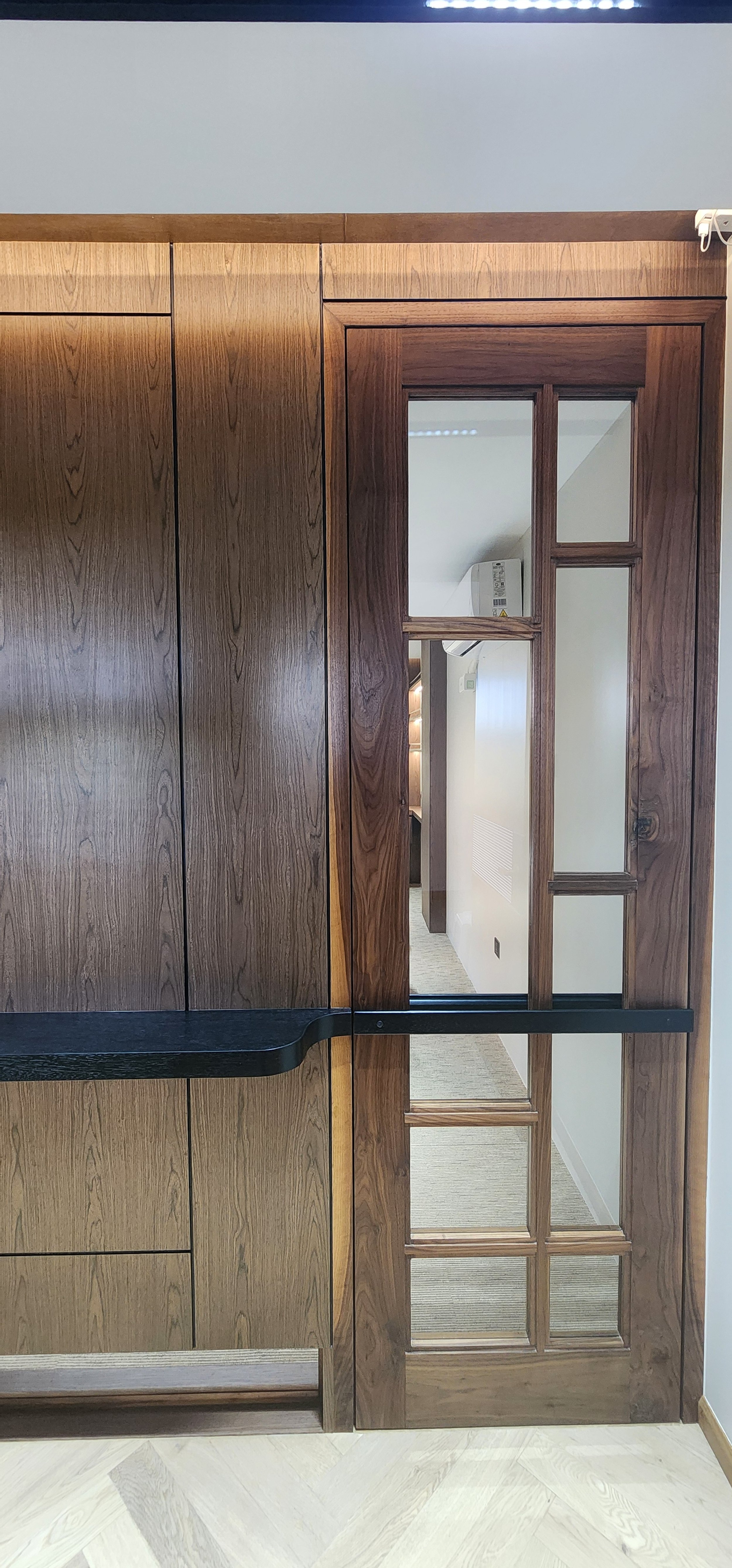 DOOR 5.jpg