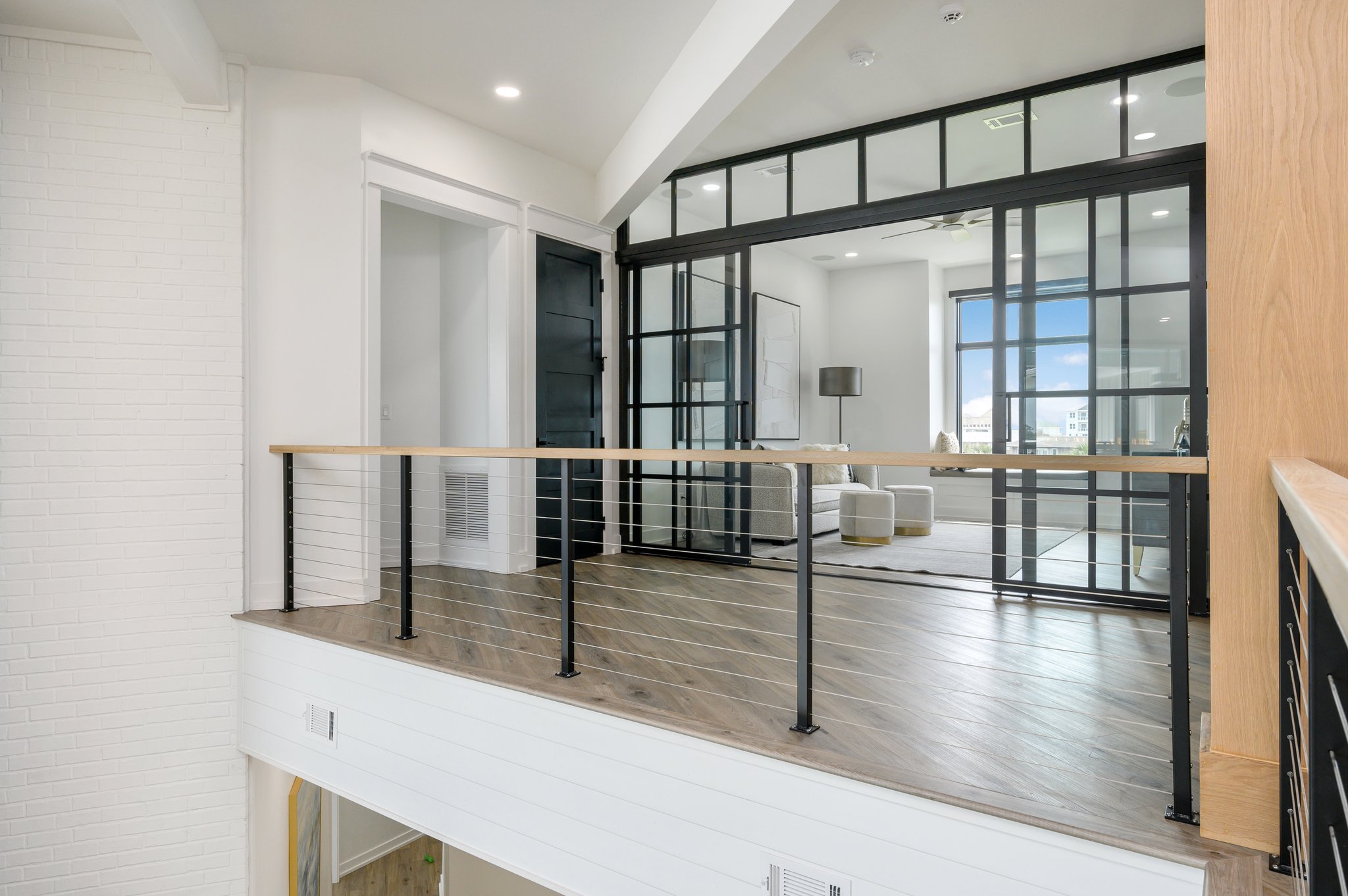 93-web-or-mls-425 Caviar Dr-63.jpg