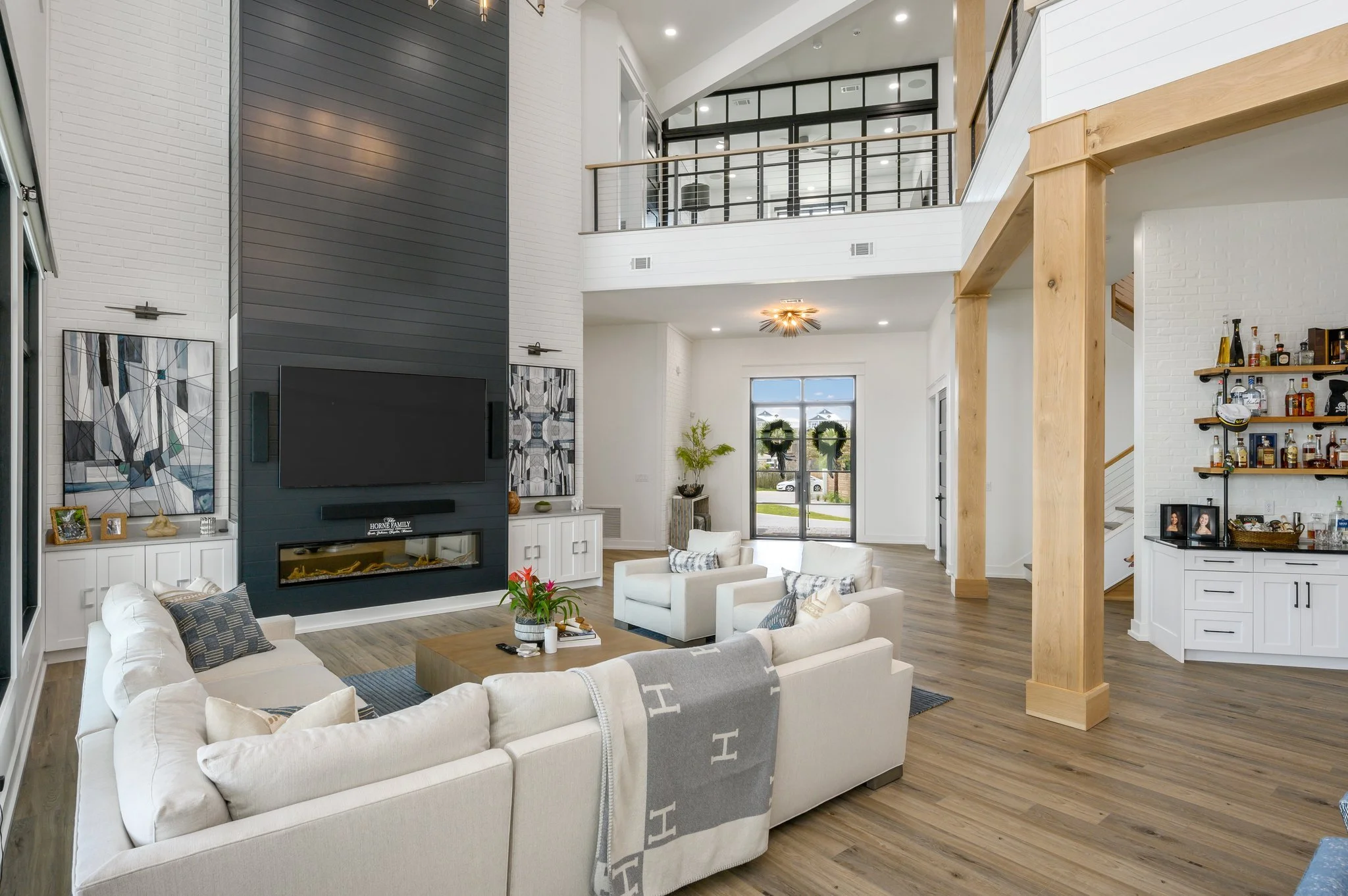 52-web-or-mls-425 Caviar Dr-22.jpg