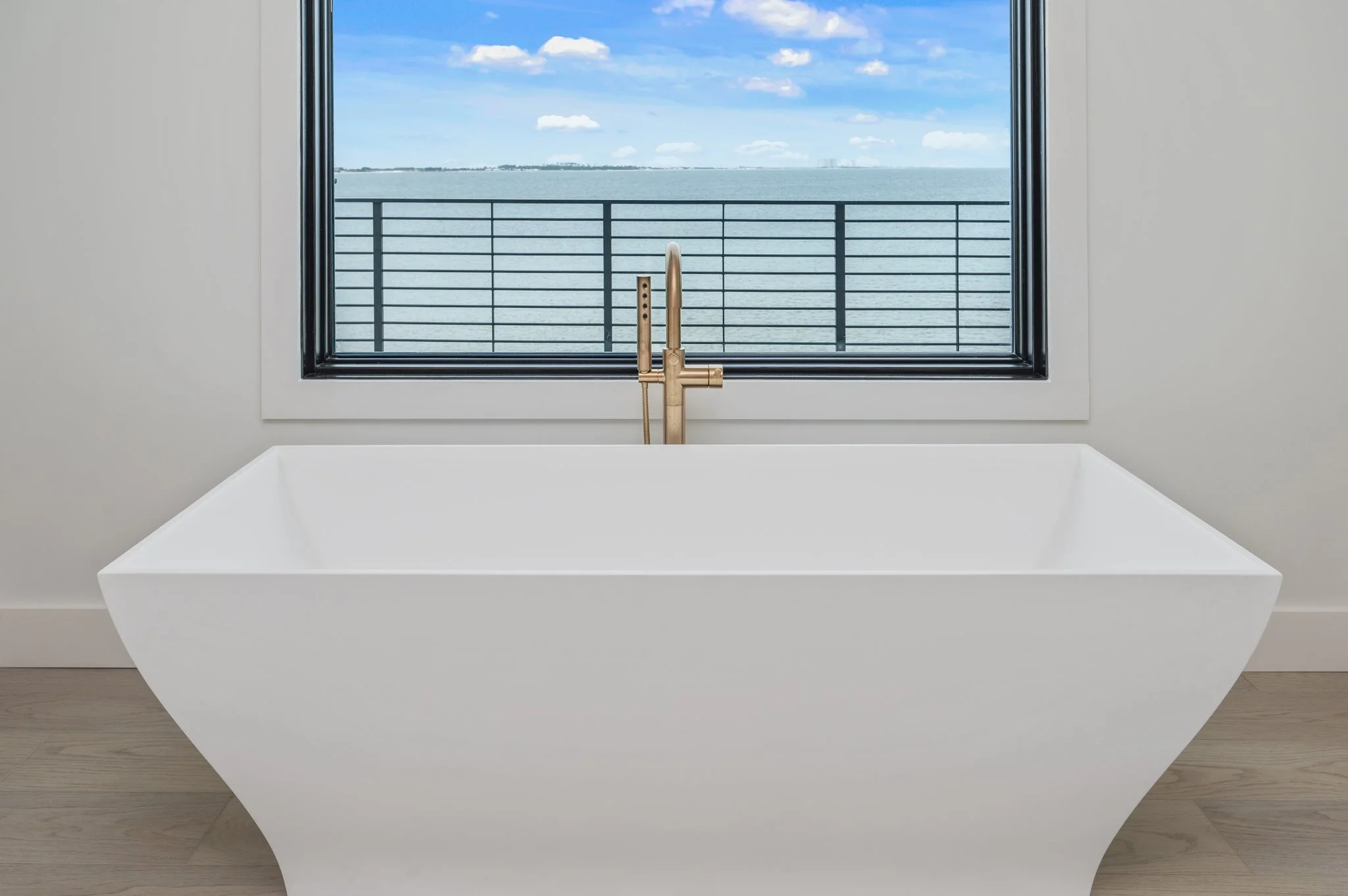 44-web-or-mls-328-sunny-dr.jpg