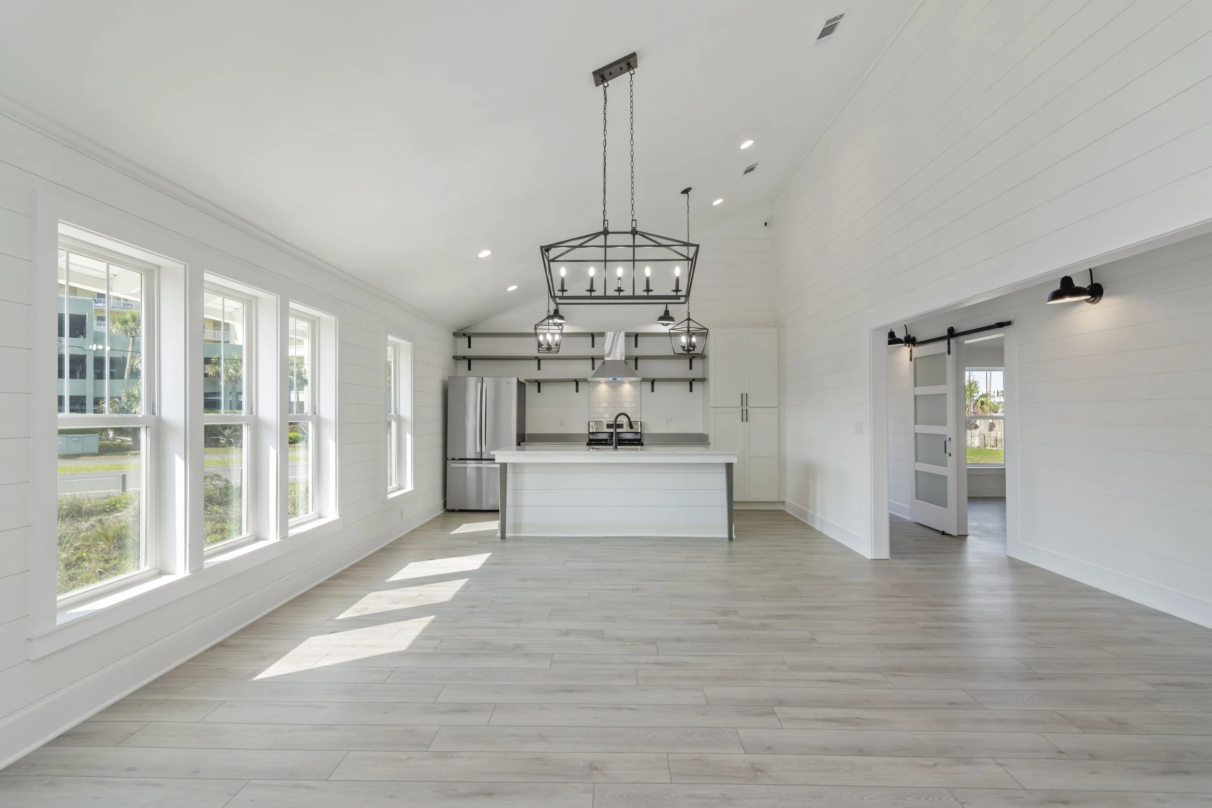 536 Dolphin Ave-05.jpg