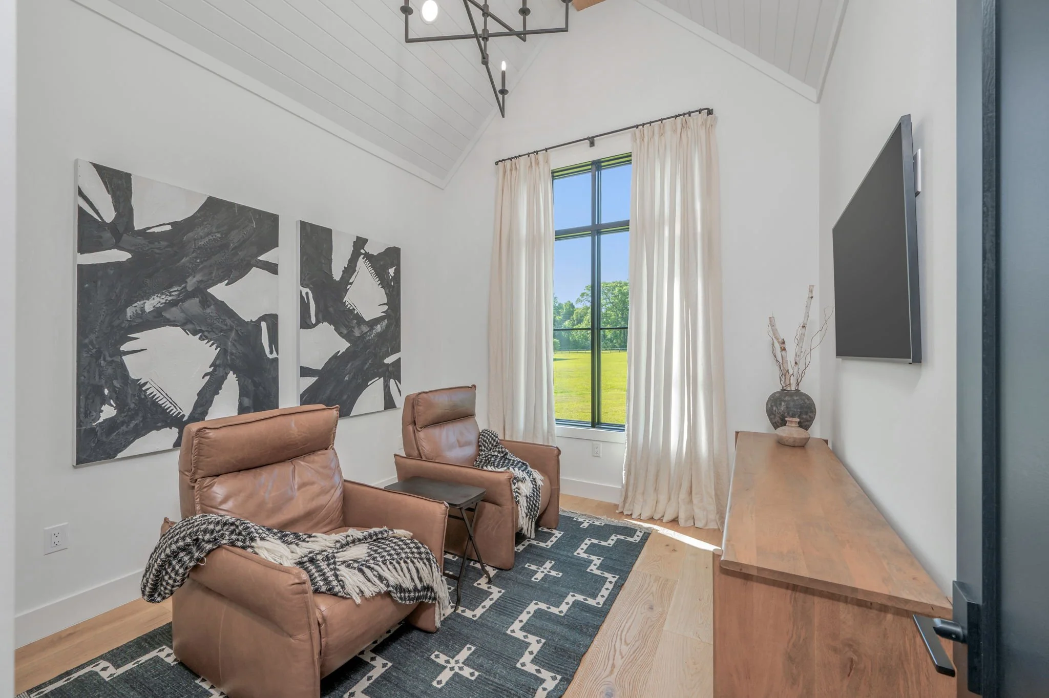 55-web-or-mls-2817-phil-tyner-rd.jpg