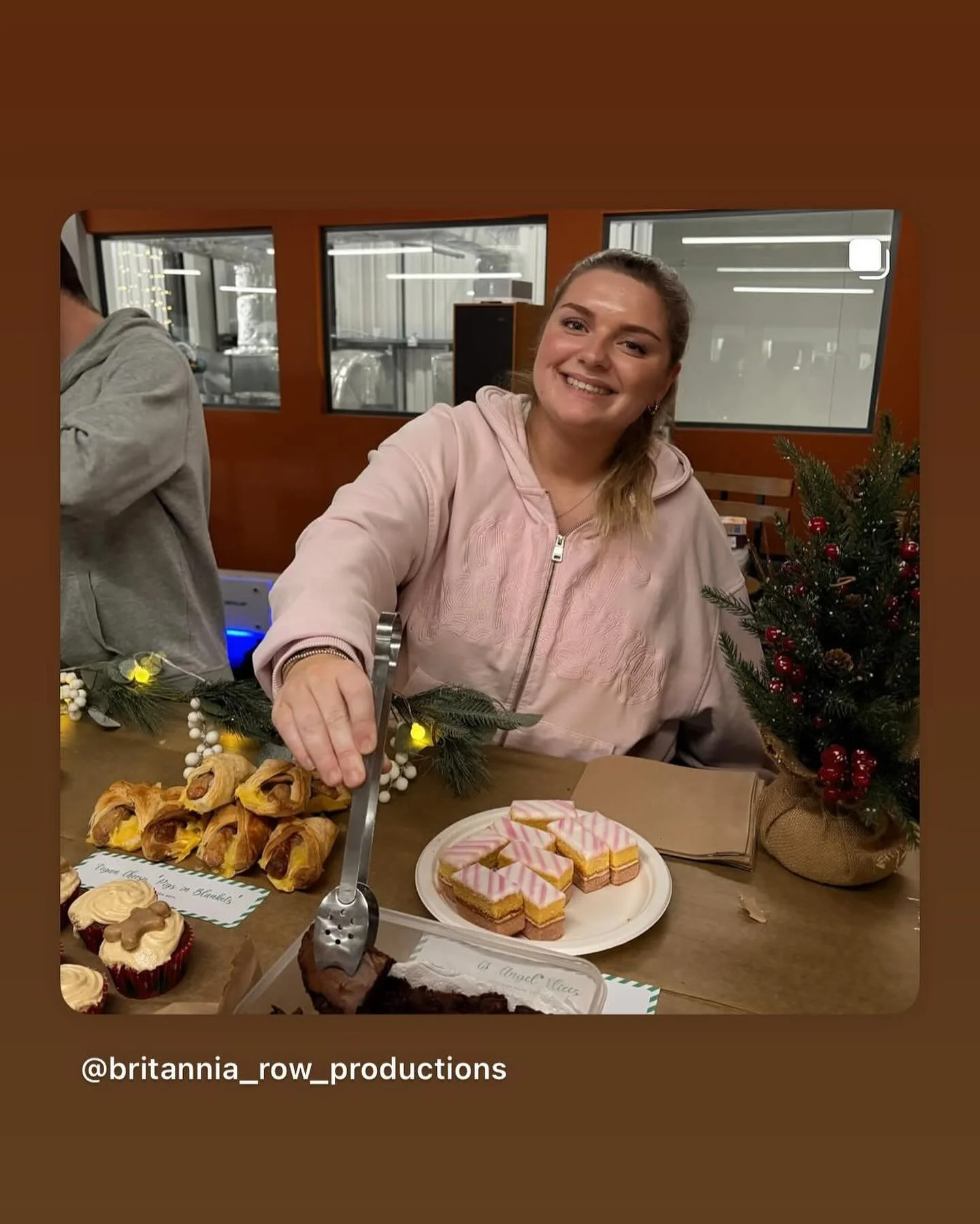 As we approach the end of the year, @britannia_row_productions have held an amazing bake sale and raised over &pound;500 for Stage Hand! 

The festive period can be tough for live event workers for various reasons, so it&rsquo;s also a great time to 