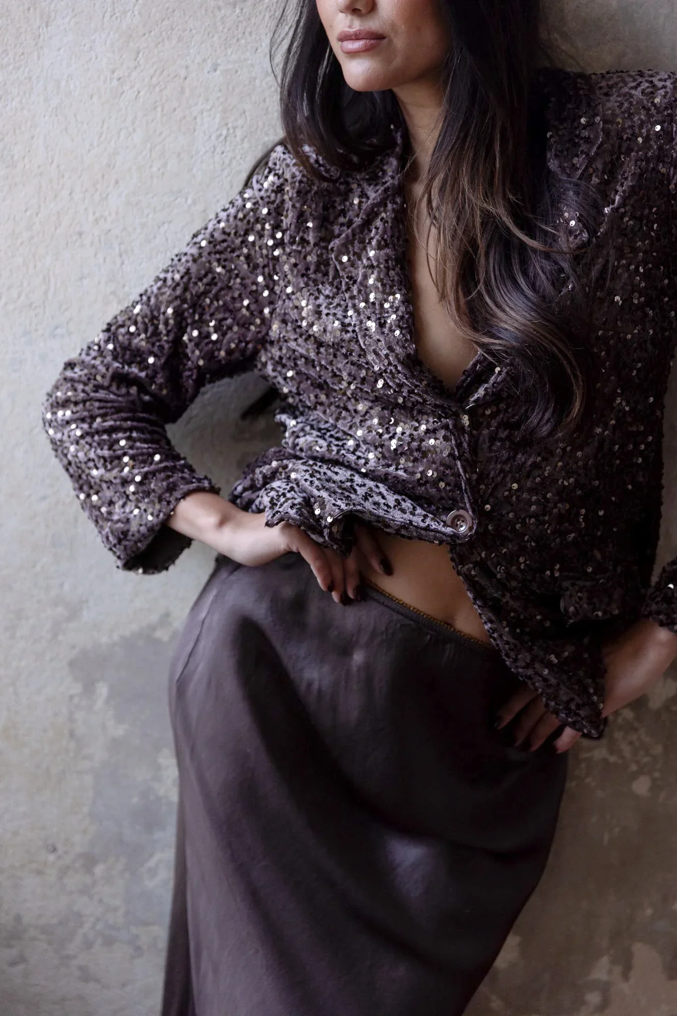 Silklook_taupe_obsession_paljettibleiseri (1).webp