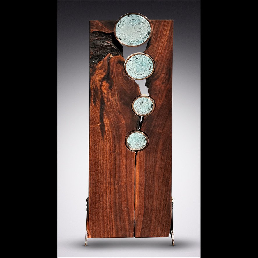 Freestanding | Materials: wood, metal, glass | Dimension: