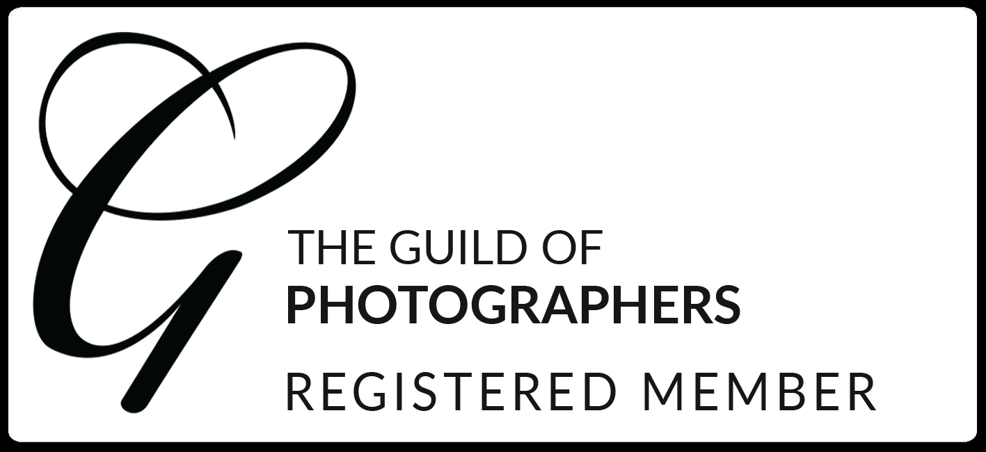 Logo for the Guild of Photographers, indicating a registered member.