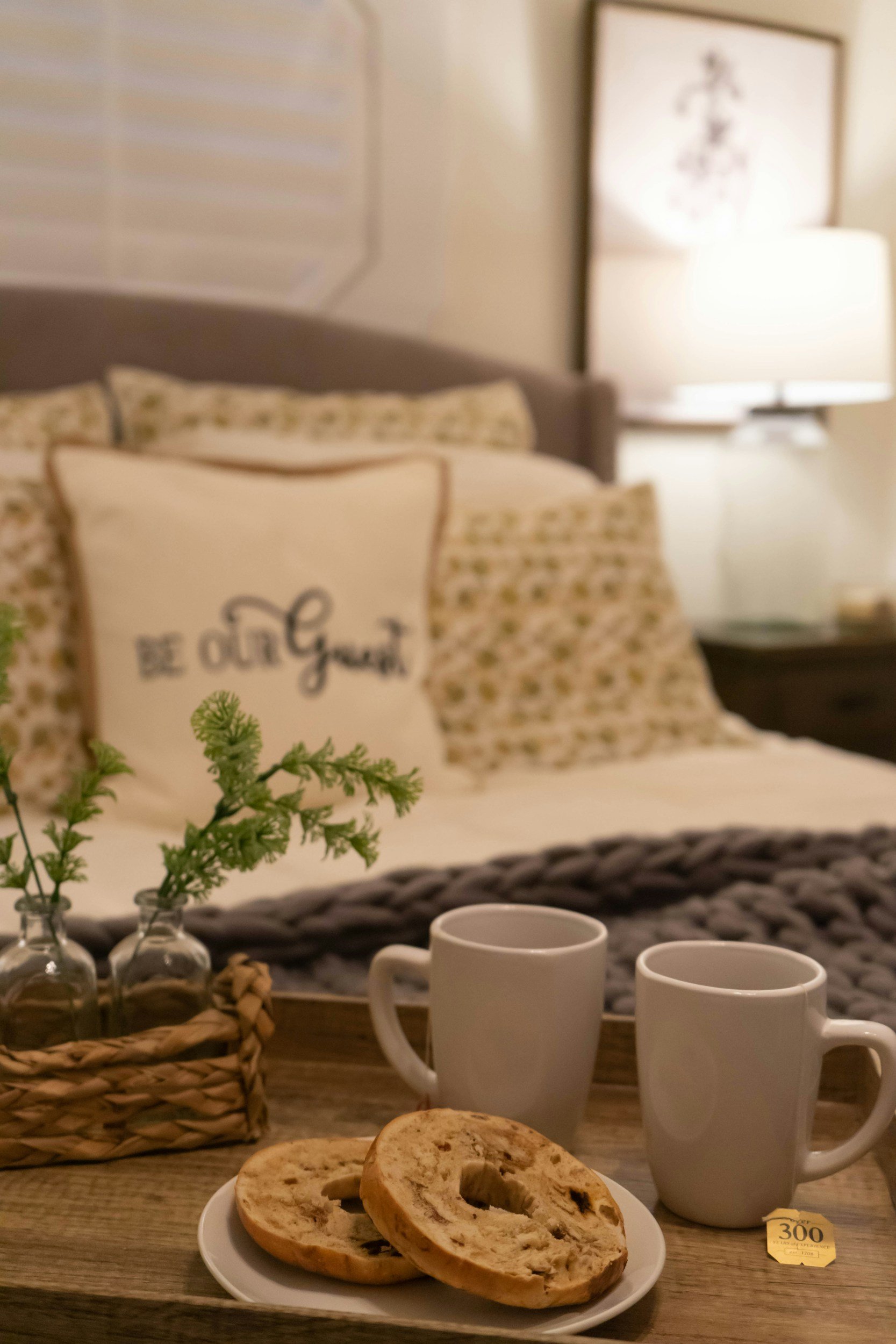 How Guest Experience Impacts Airbnb Ratings (Host &amp; Co Approach)