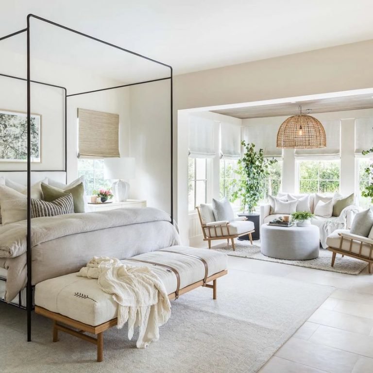 California-Coastal-decor-style-puresaltinteriors-768x768.jpg