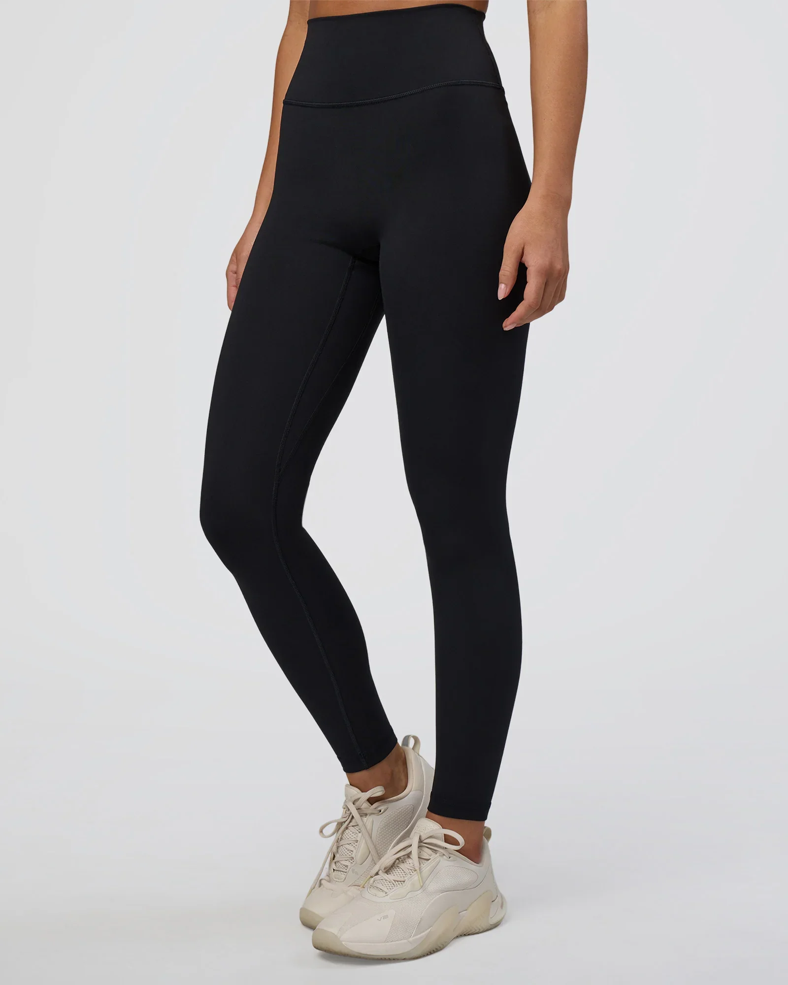 XS-Model-Fusion-Ultra-High-Rise-Full-Length-Legging-Black-5.webp
