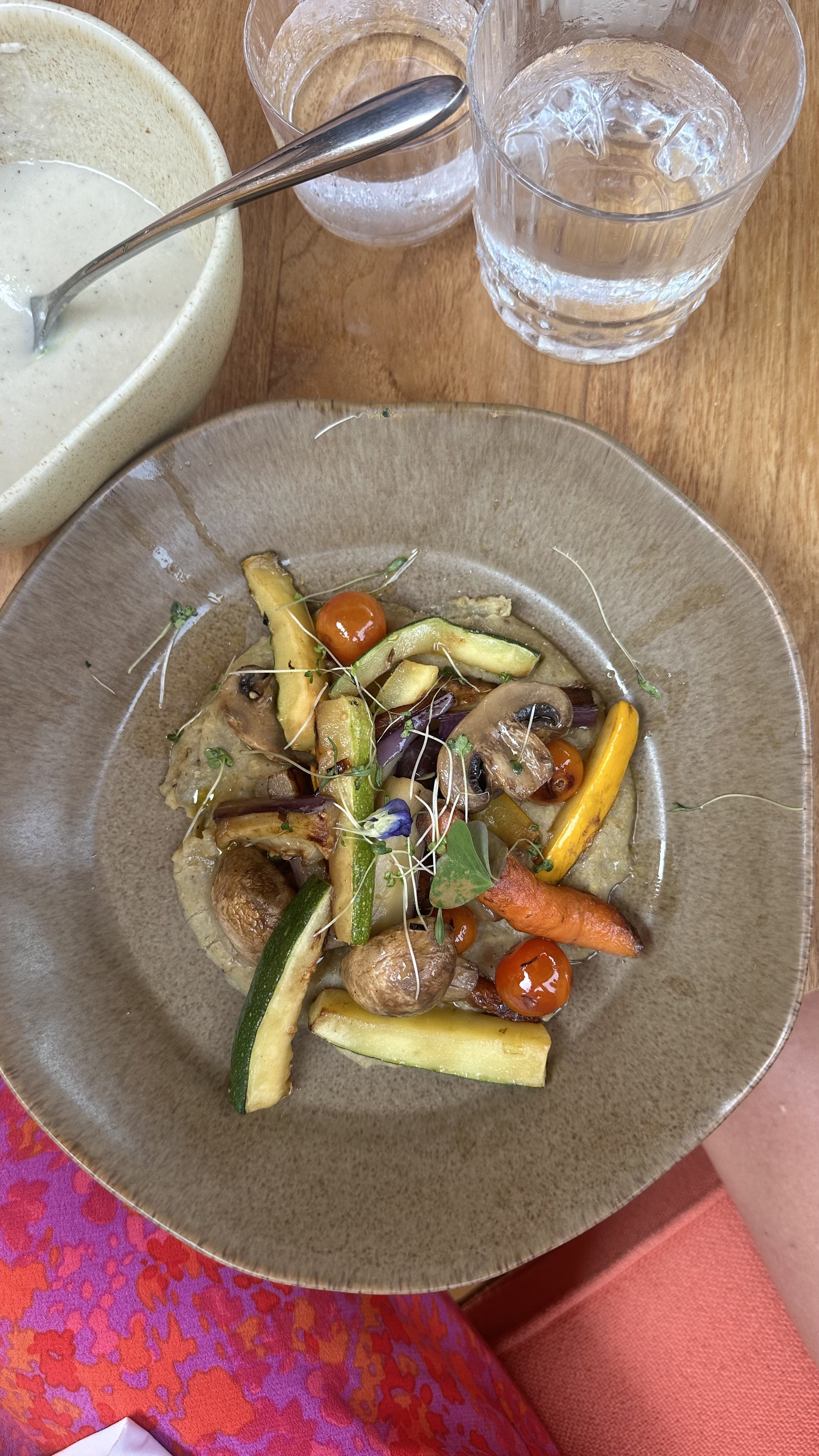 Women's wellness retreat Cartagena, Colombia clean eating detox