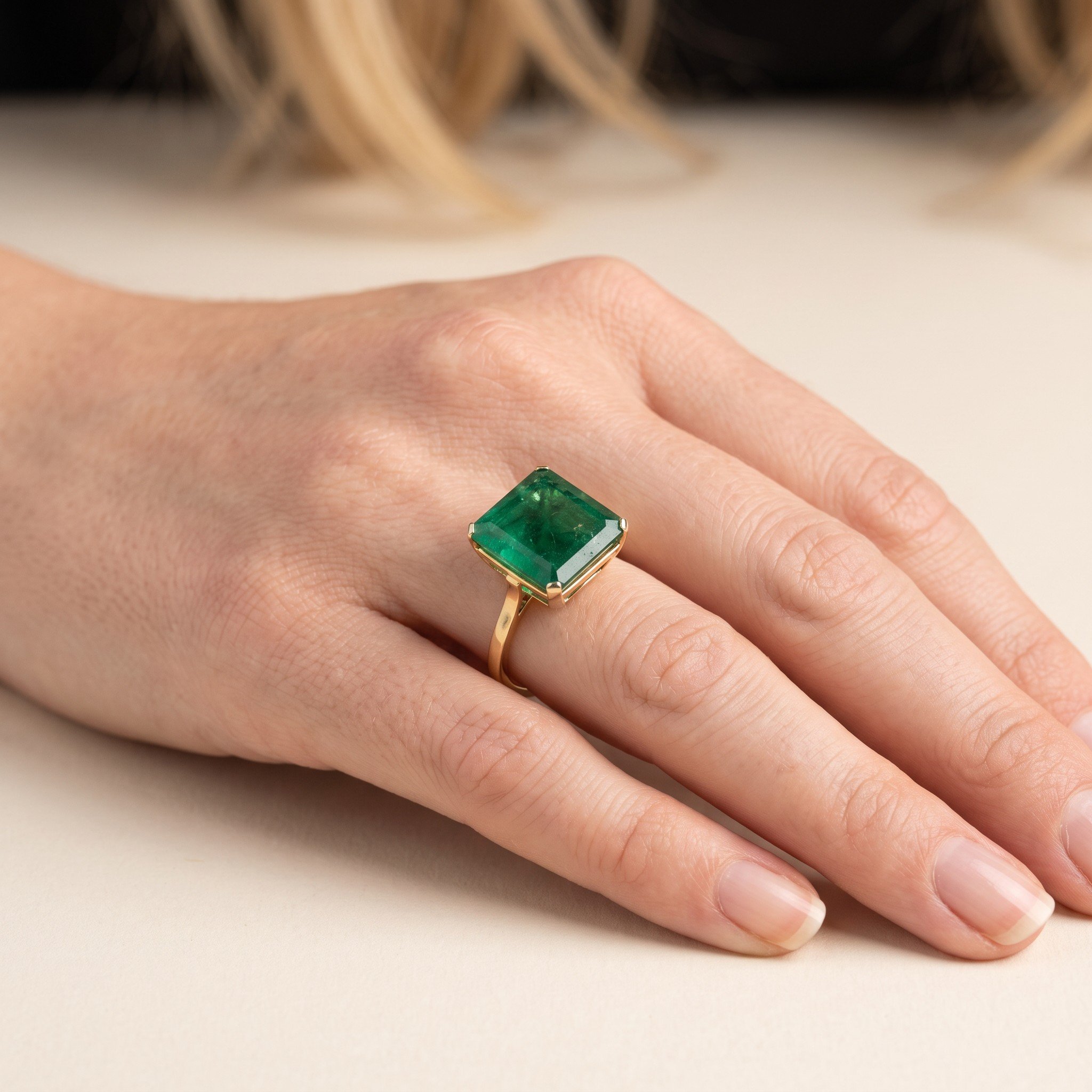 Vintage 1965 Natural Emerald Cocktail Ring in 18k Yellow Gold