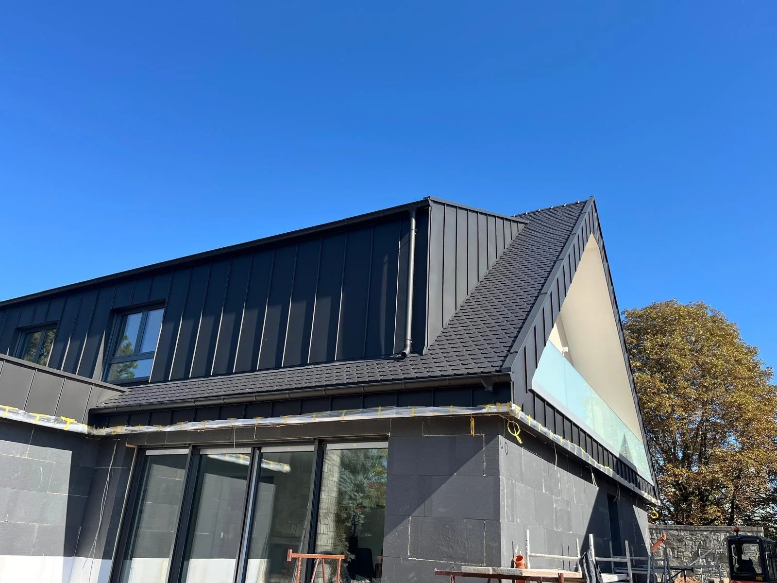 Oranssi-Projekt: Atelier-Werkstatt