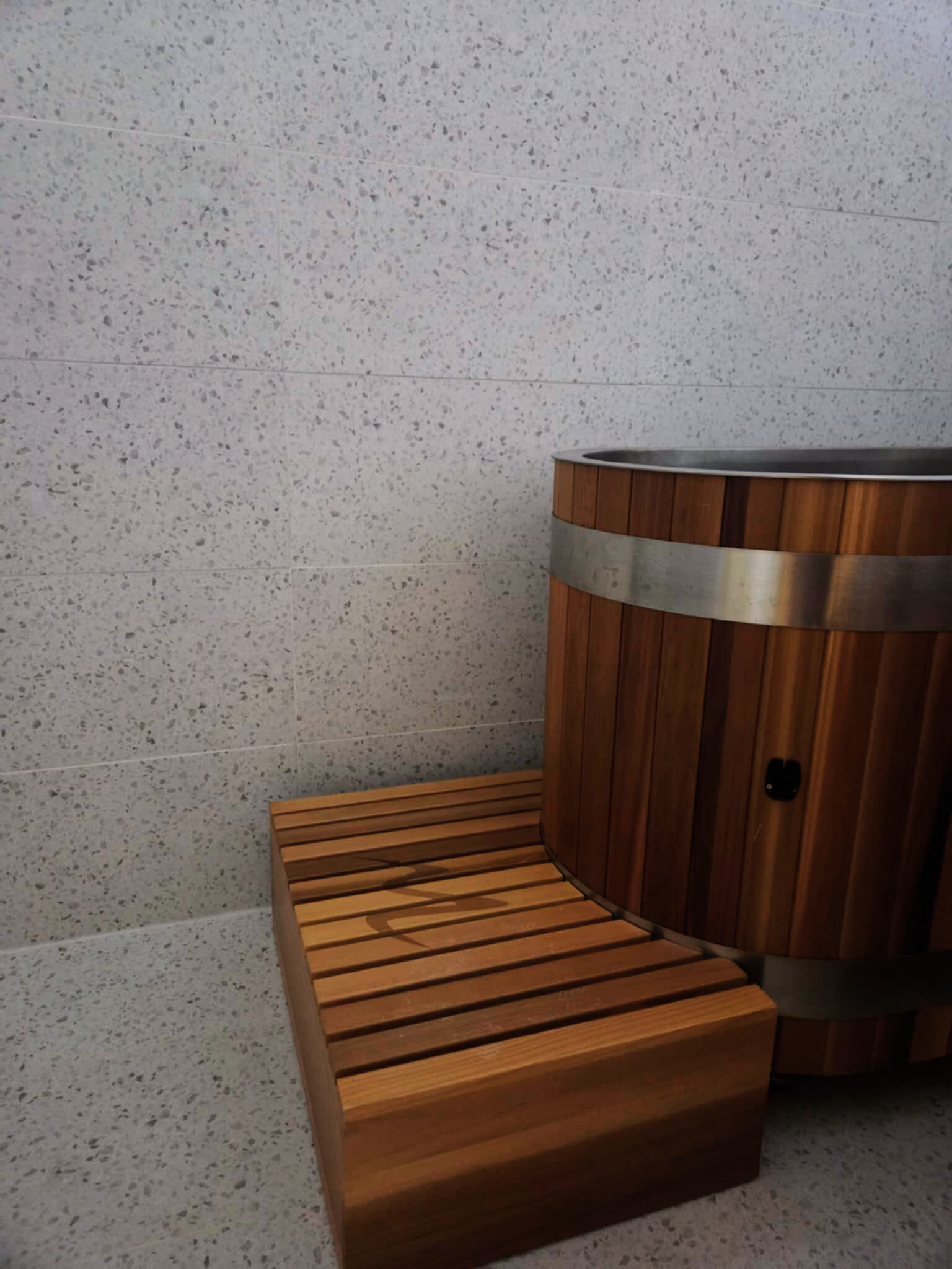 KORA RECOVERY ICE BATH CHRISTIES BEACH