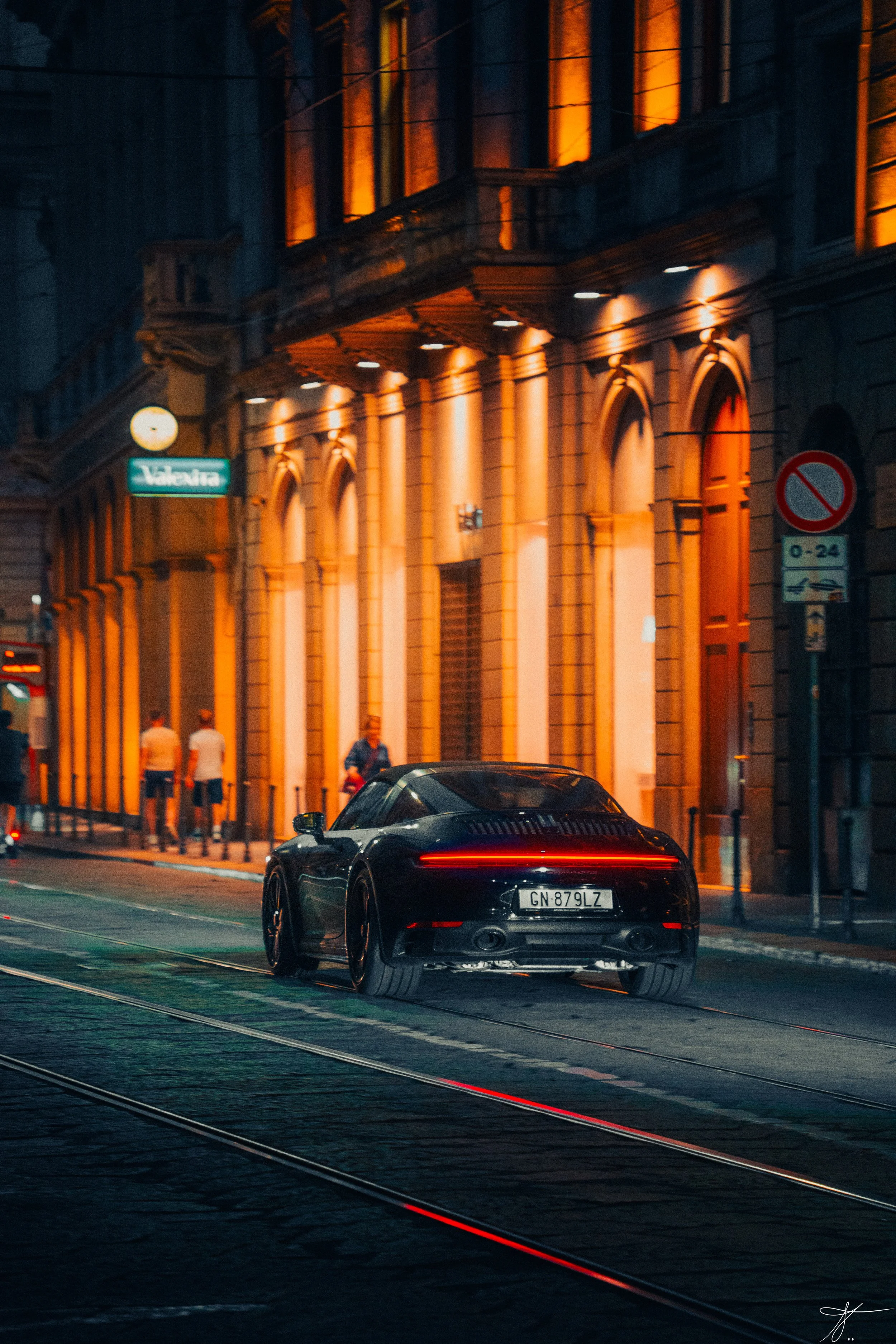 A7403308.jpg