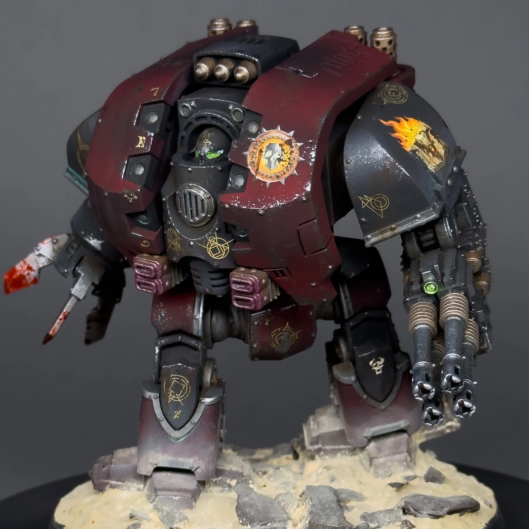 Leviathan Dreadnought, word bearers, horus heresy, heresie d'horus, warhammer, commission, commande, service de peinture, falcon miniatures