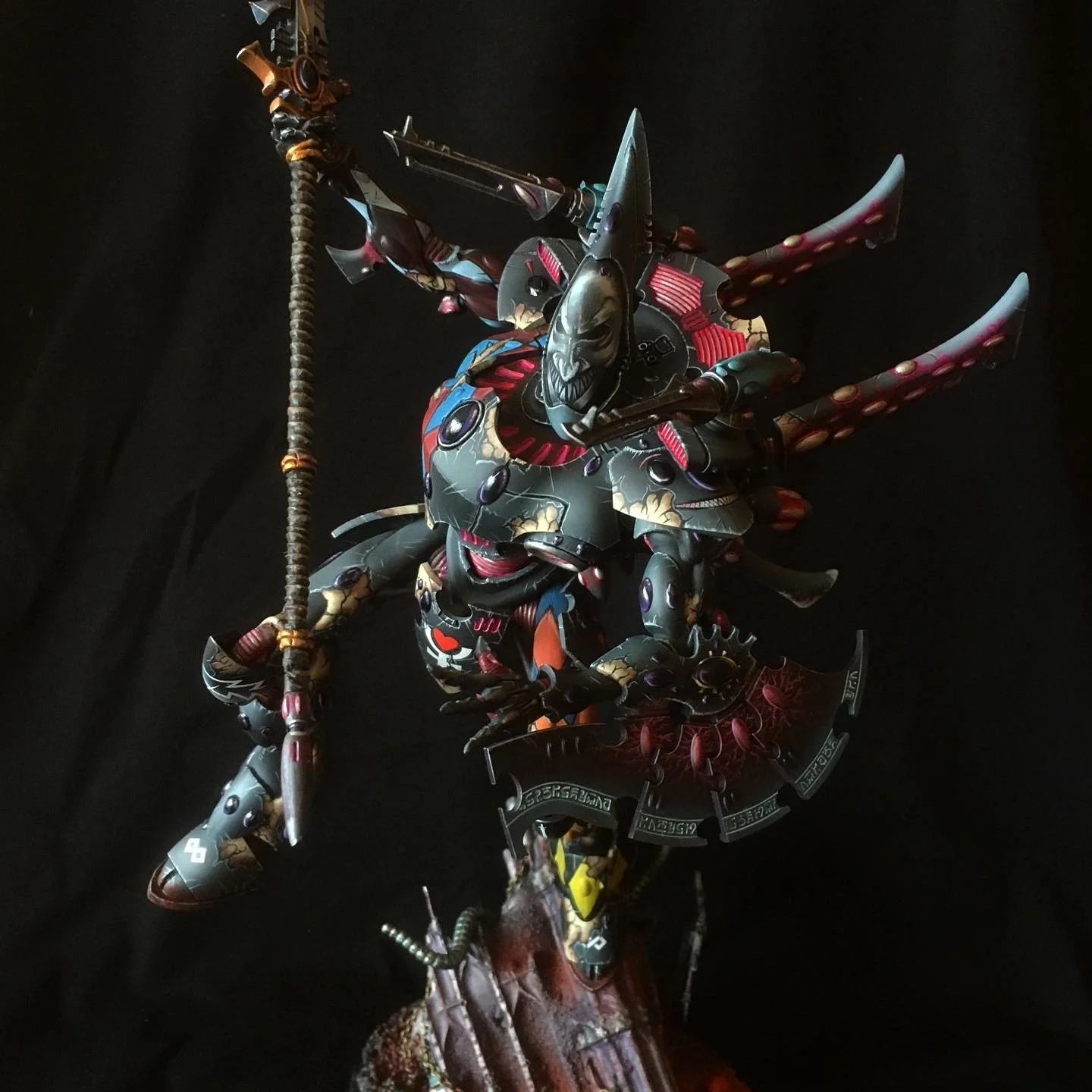 Univers warhammer 40k warhammer 40000 chevalier eldar harlequins convertis aimanté.