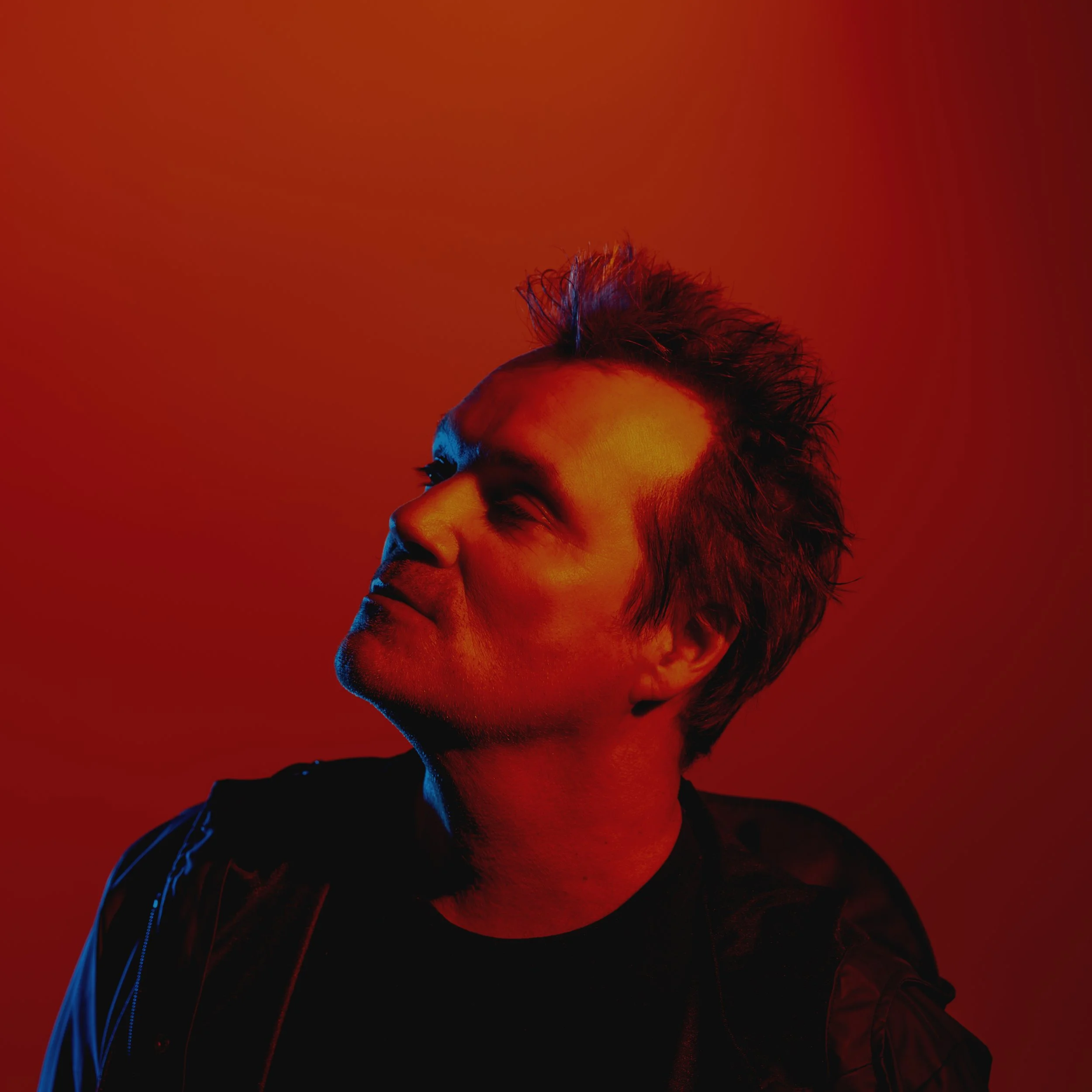 Axel Bauer en concert : une légende du rock français sur scène. De Cargo à Éteins la lumière, préparez-vous à une soirée de grands classiques et d’énergie rock avec Grand 8, le 16 octobre 2026.