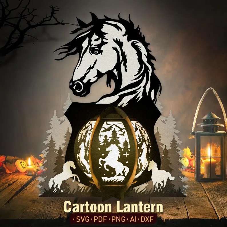 Une décoration de lanterne en papier avec un motif de licorne et d'arbres, entourée de décorations d'Halloween, telle que des citrouilles lumineuses et une lanterne en métal avec une bougie. Dessin de licorne noire et blanche sur un mur au fond.