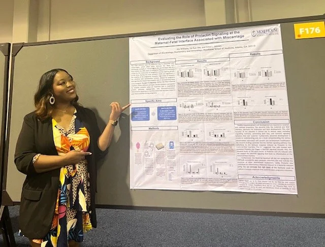 Mentorship and Knowledge Sharing
Our founder presents research alongside her mentees at The Annual Biomedical Research Conference for Minoritized Scientists (ABRCMS) in Anaheim, California. This moment showcases her commitment to mentorship and advan