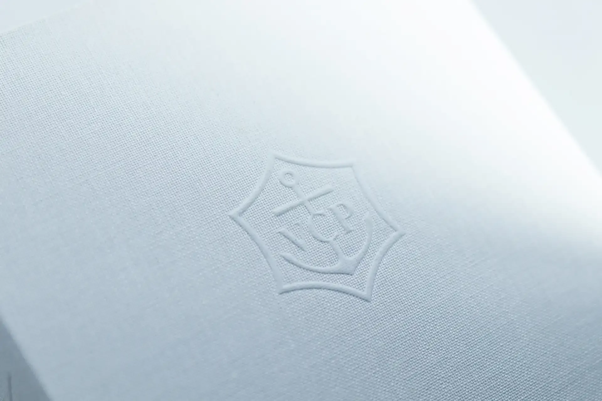 VEUVE CLICQUOT - Jacquemus -13.webp