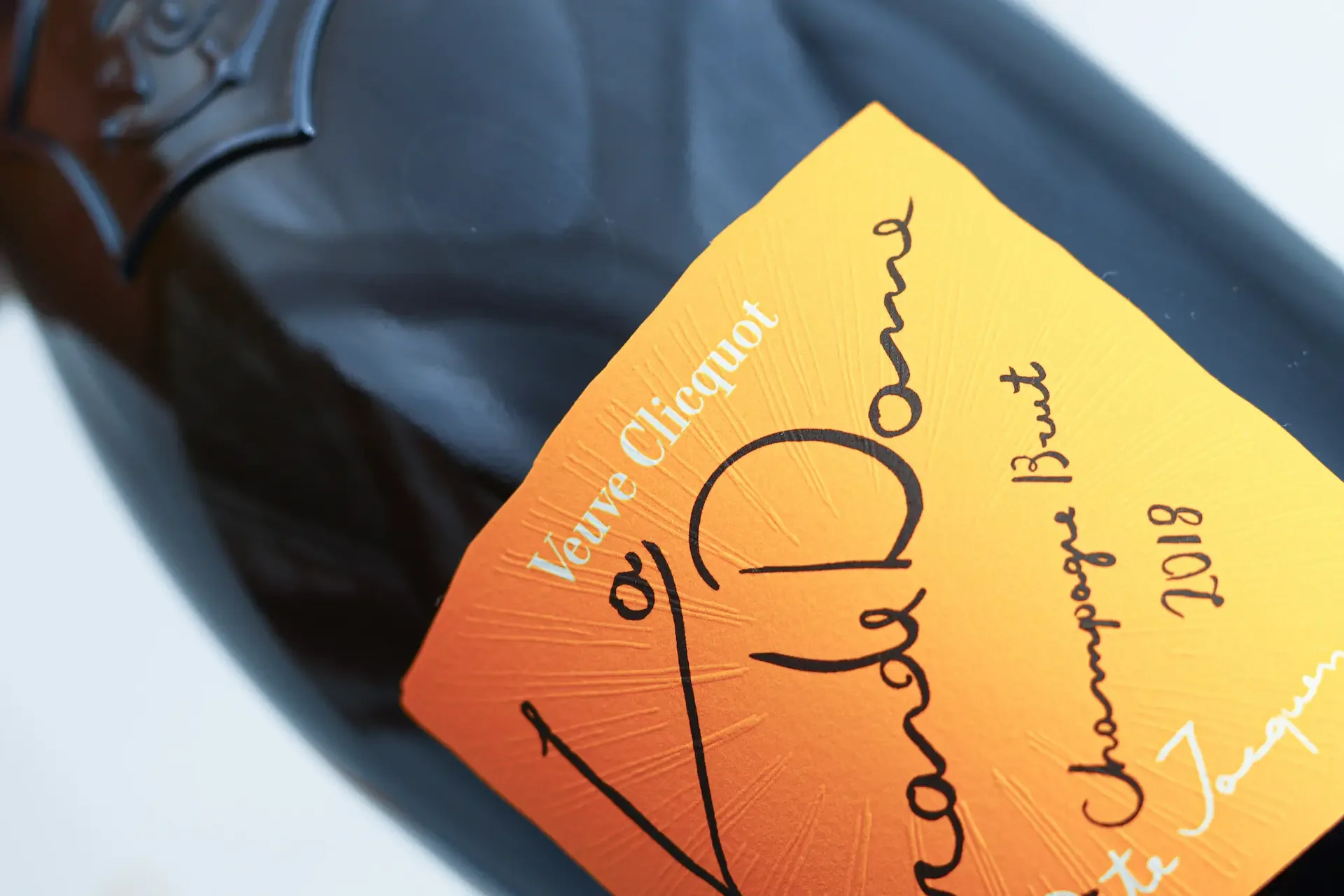 VEUVE CLICQUOT - Jacquemus -10.webp