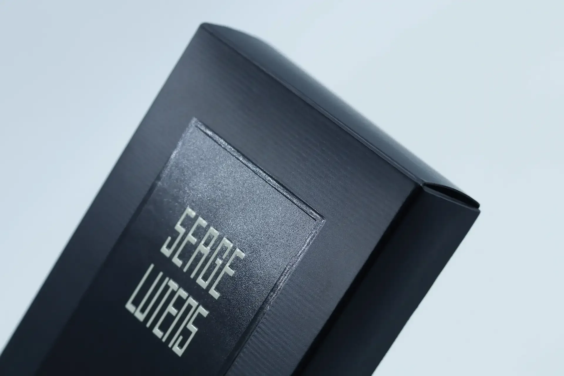 SERGE LUTENS - La Fille de Berlin -7.webp