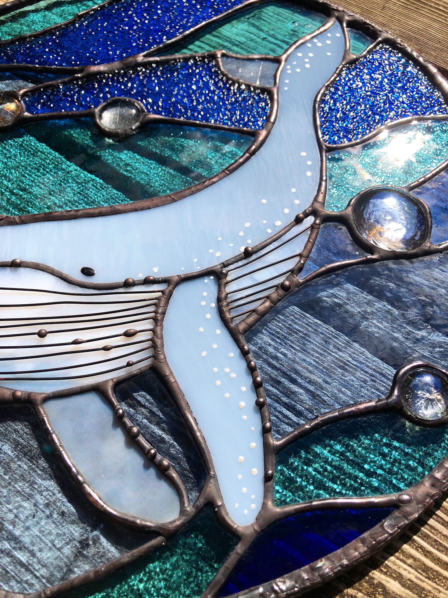 ✨sneak peek✨ this one was a fun one! I made it as a going away gift for a close family friend and think it turned out great! The colours and textures work so well together and the copper wire details are beautiful!

Anybody have any tips on how to ge