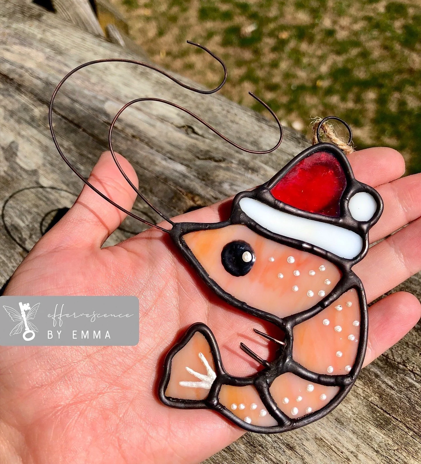 How adorable is this Santa shrimp!!! 🦐 🎅 
&bull;
&bull;
&bull;
#santa#christmas#holiday#holidaycheer#shrimp#santashrimp#shrimpart#oneofakind#instagood#happyart#artist#youngartist#stainedglass#ornament#stainedglassart#stainedglassshrimp