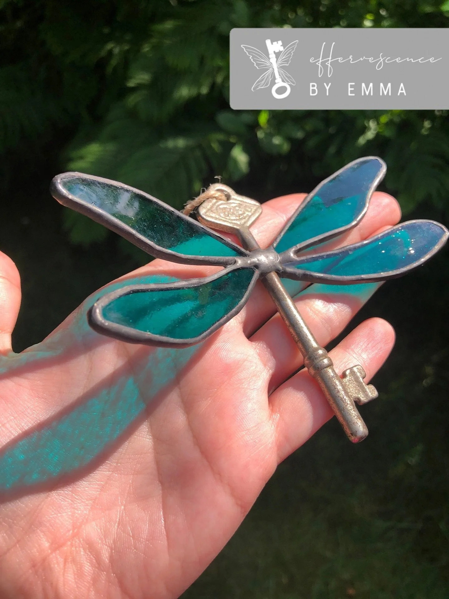 Beautiful dragonfly keys 🗝️ will be available May 10 📍Trinity Bellwoods park! 

#stainedglassdragonfly#handmadeart#glassart#oneofakind#dragonfly