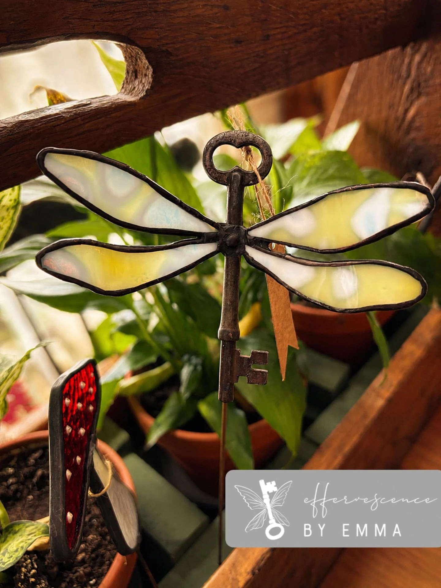 Dragonfly plant stake!!🗝️🦋 I have a few of these that will be available THIS SUNDAY May 10th 📍Trinity Bellwoods park! Come by and snag amazing Mother&rsquo;s Day gifts!
&bull;
#stainedglass#dragonfly#youngartist#handmadeplantstake
