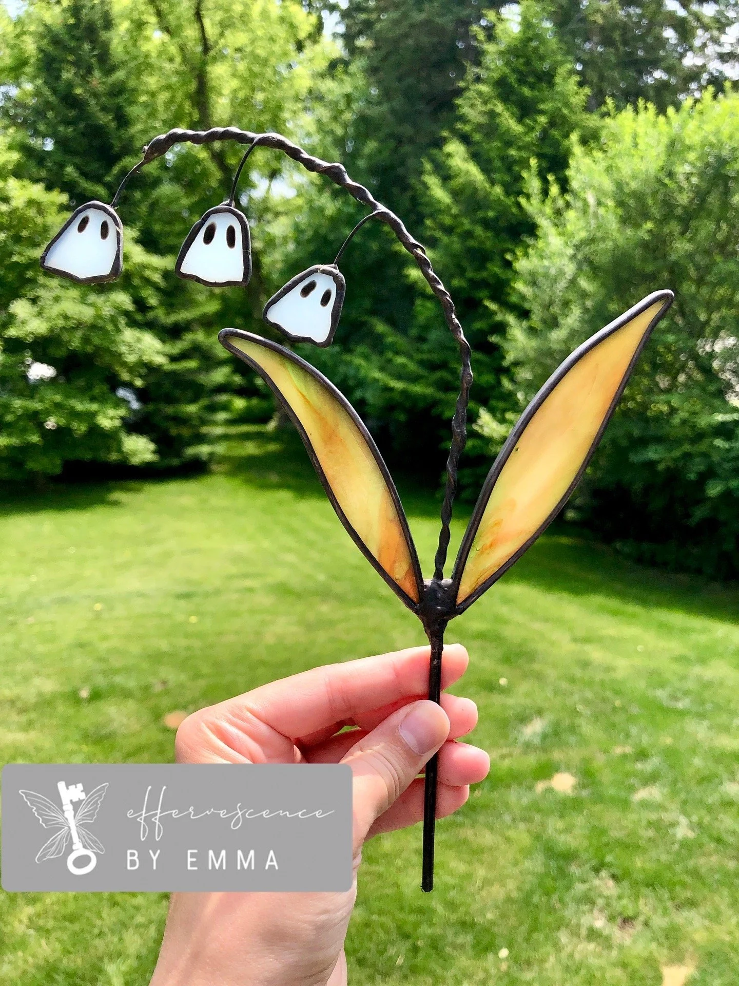 Ghost of The Valley Plant Stake