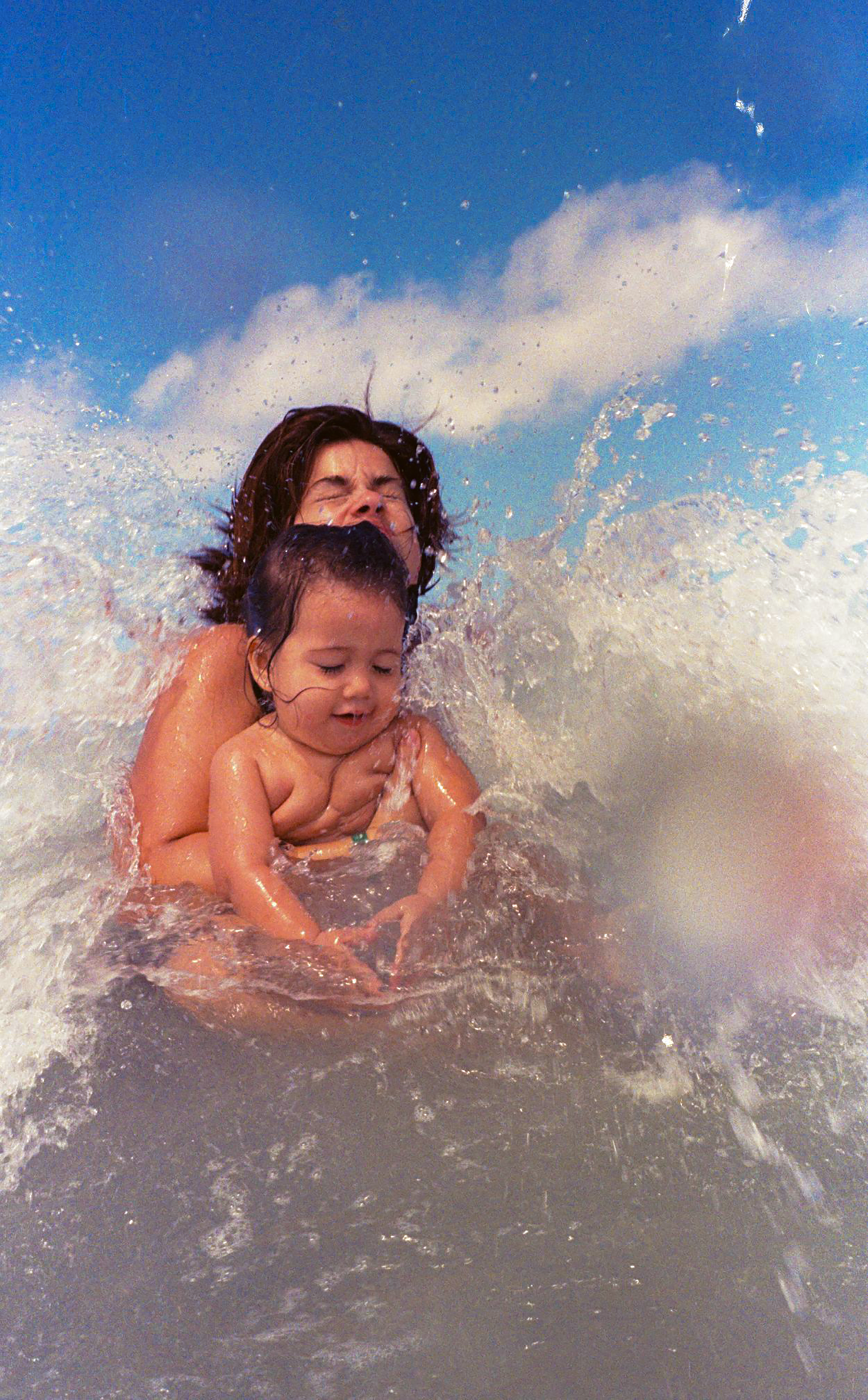 MADRE.png