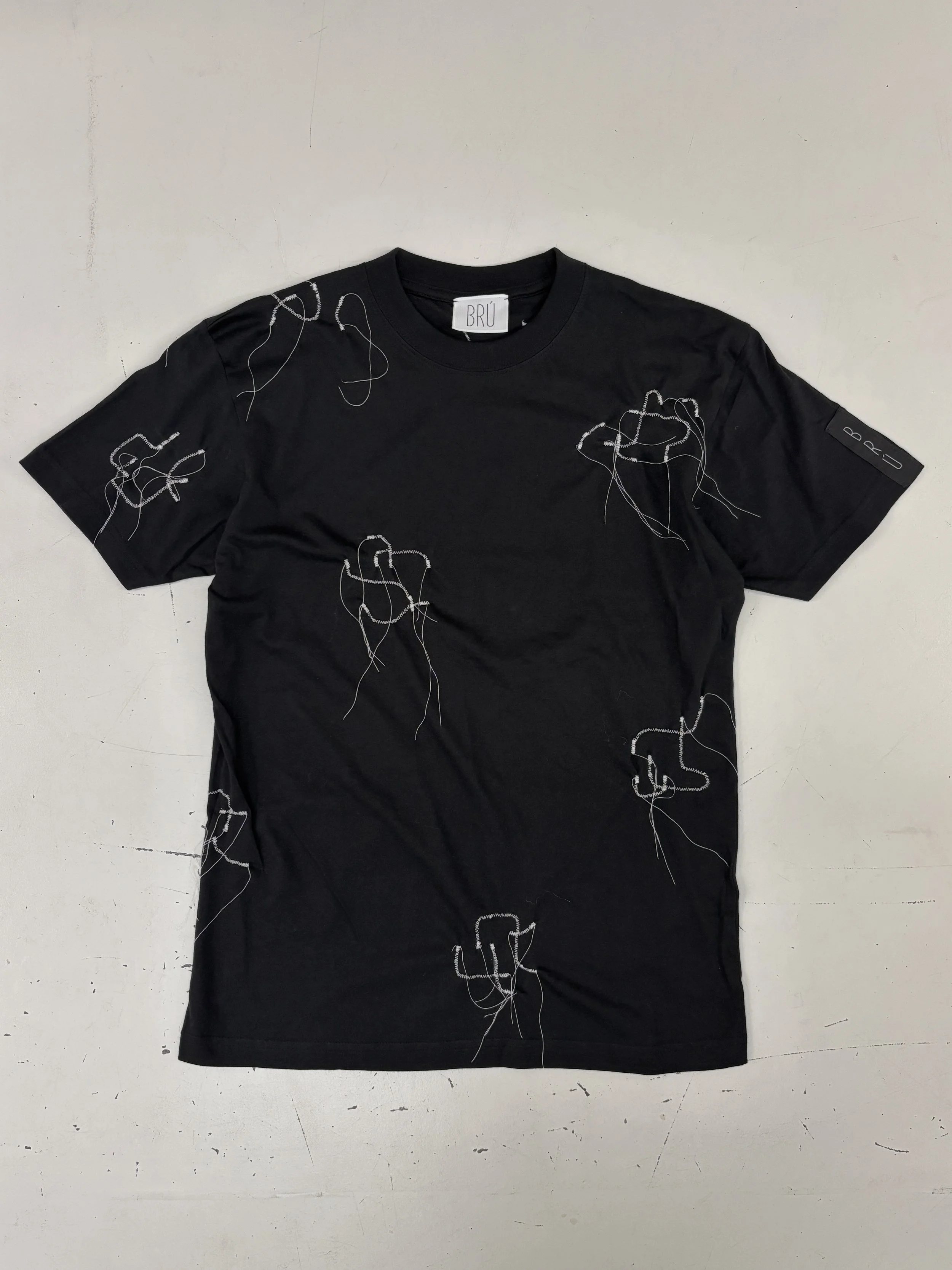 THE EMBROIDERED UPCYCLED T-SHIRT