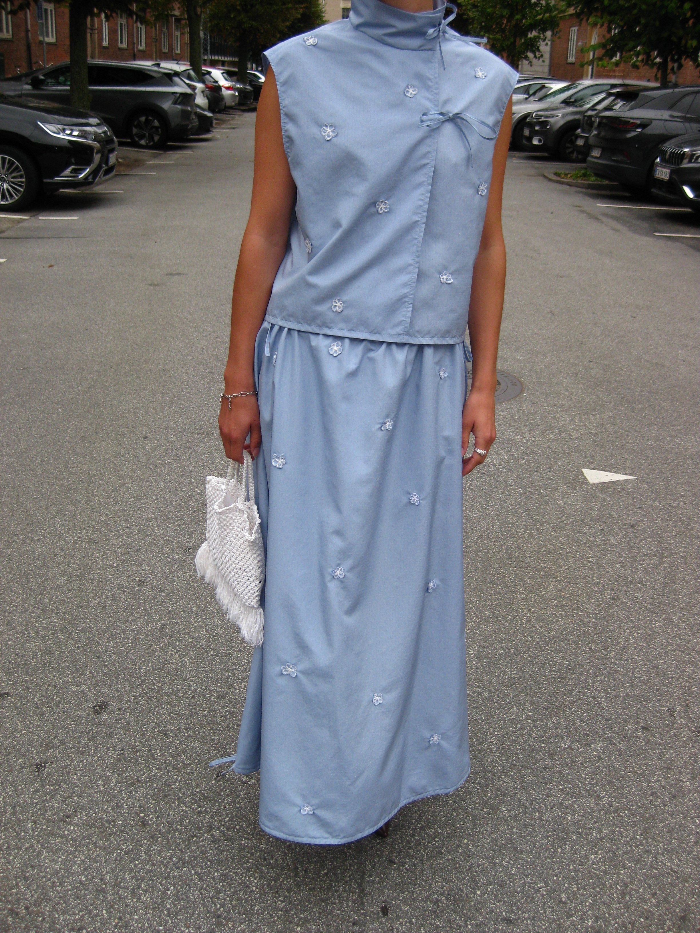THE BLUE LIGHTWEIGHT FLOWER SET