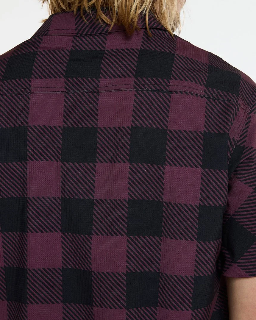 MENS-TECHPARTY-SHIRT-NELSON_0006.jpg