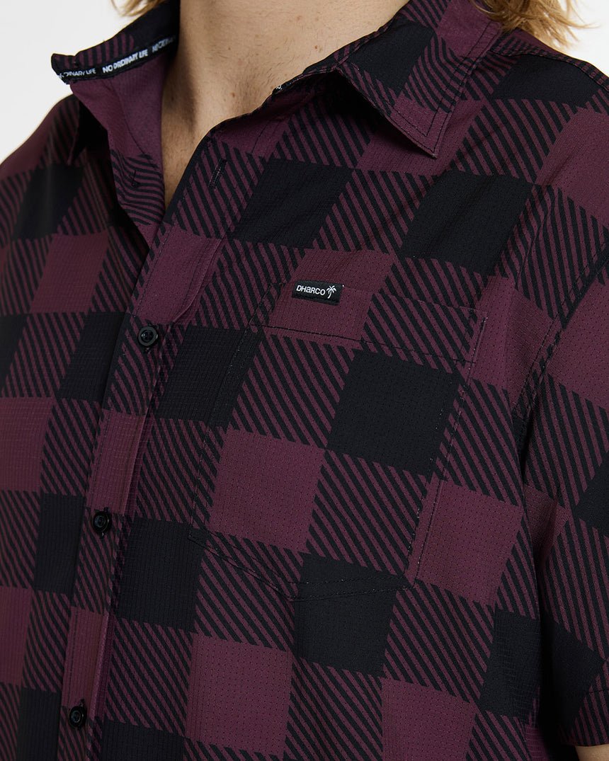 MENS-TECHPARTY-SHIRT-NELSON_0005.jpg