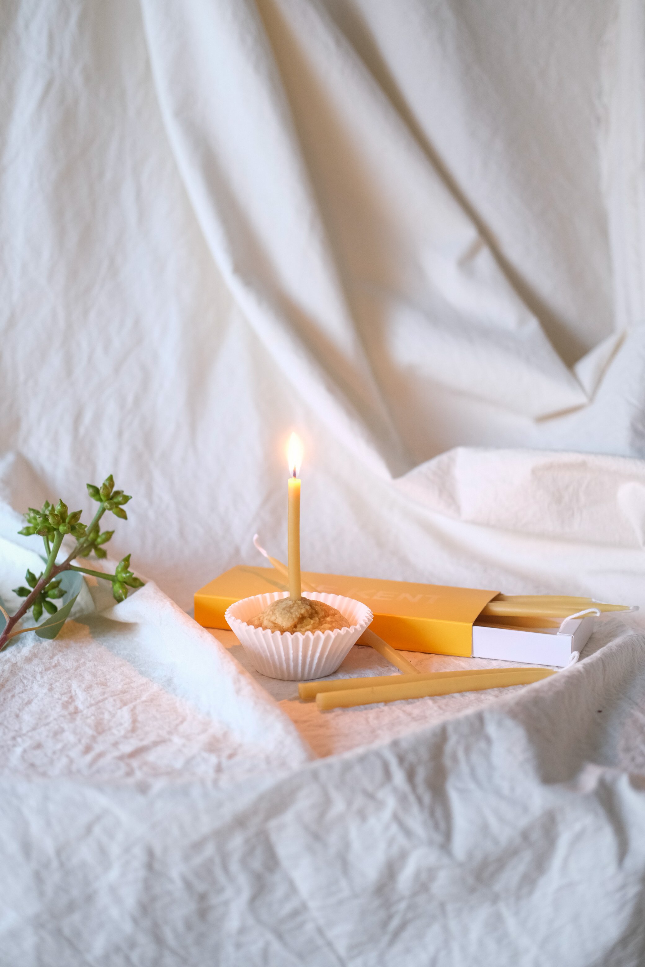 Moodie Candle