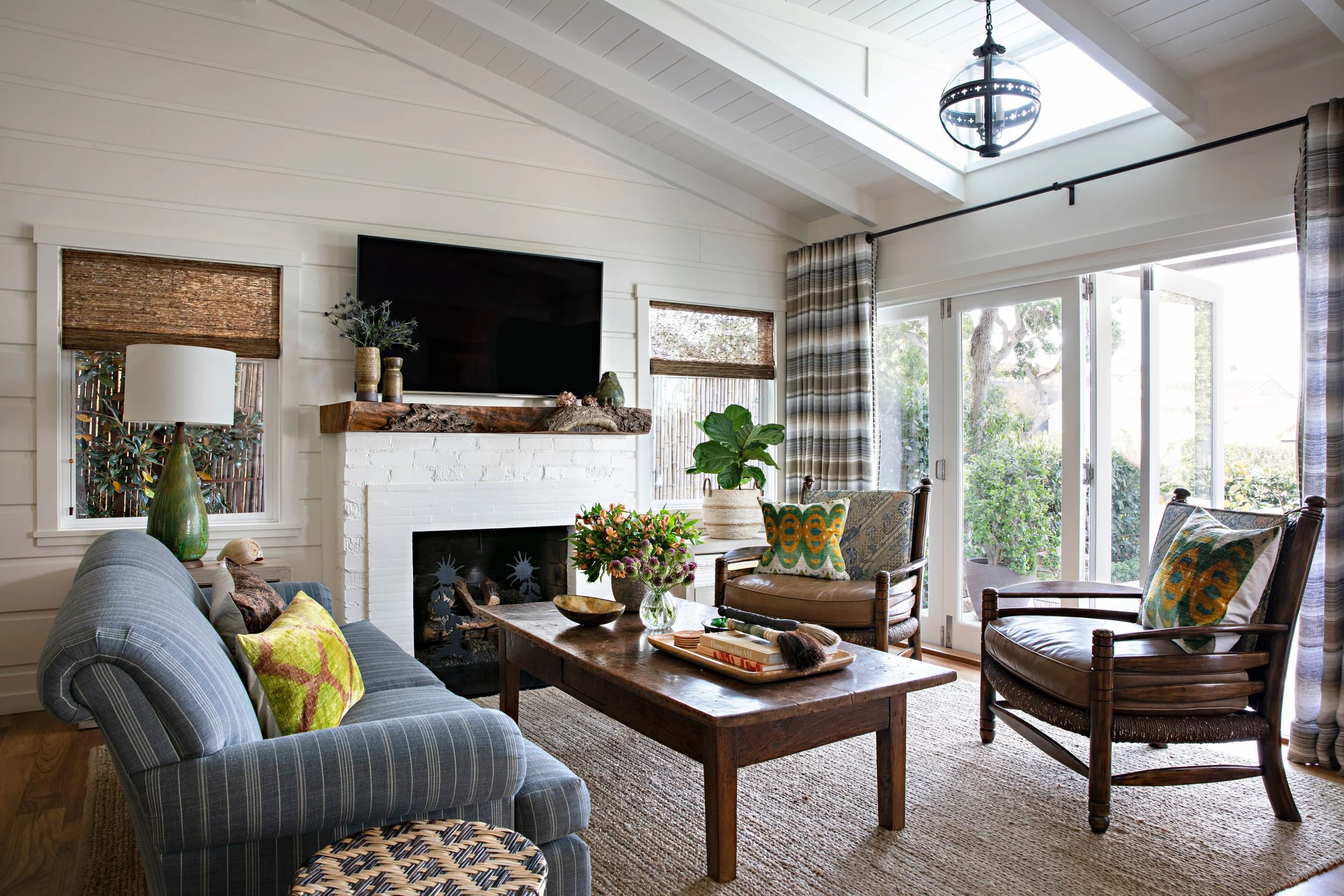 3-Wendi-Young-Interior_Design_Corona_del_mar-California.jpg