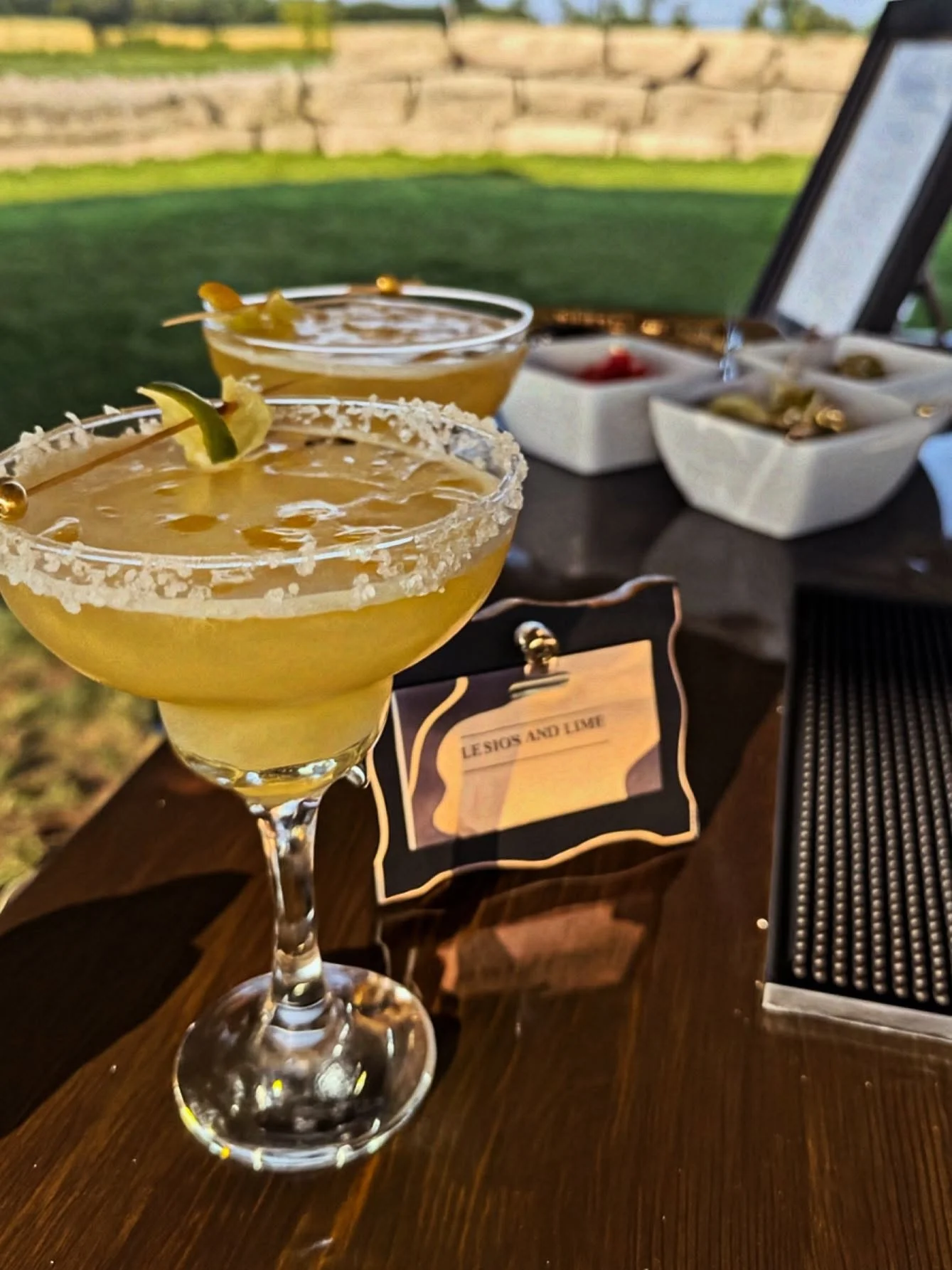 Margaritas on Margaritas on Margaritas for a surprise birthday party this weekend!

This Margarita and Taco theme was so fun to bartend 🌮 #mobilebardurhamregion 

Cheers to the incredible vendors at this event @_mrcorn - the food was DELISH! 

#mobi