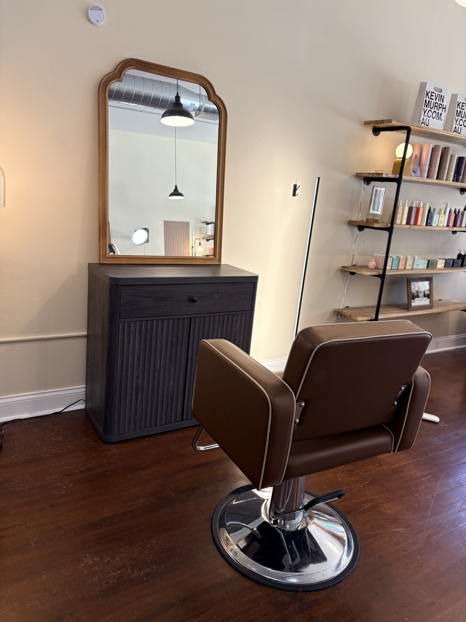 Should I Book a Hair Consultation Before My Appointment?