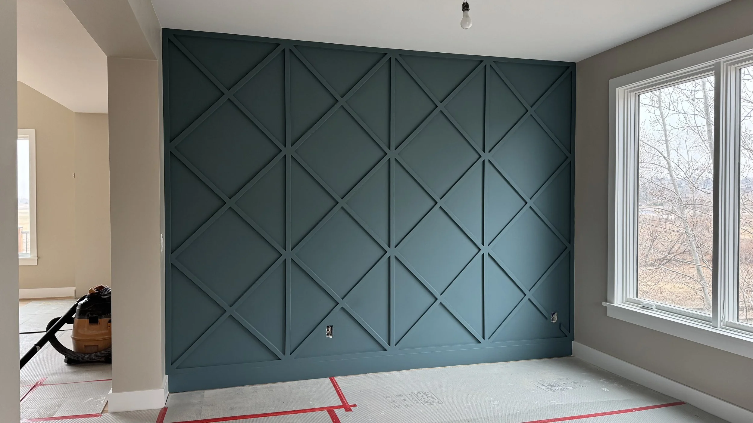 Diamond Trim Accent Wall – Greenwood Village, Colorado