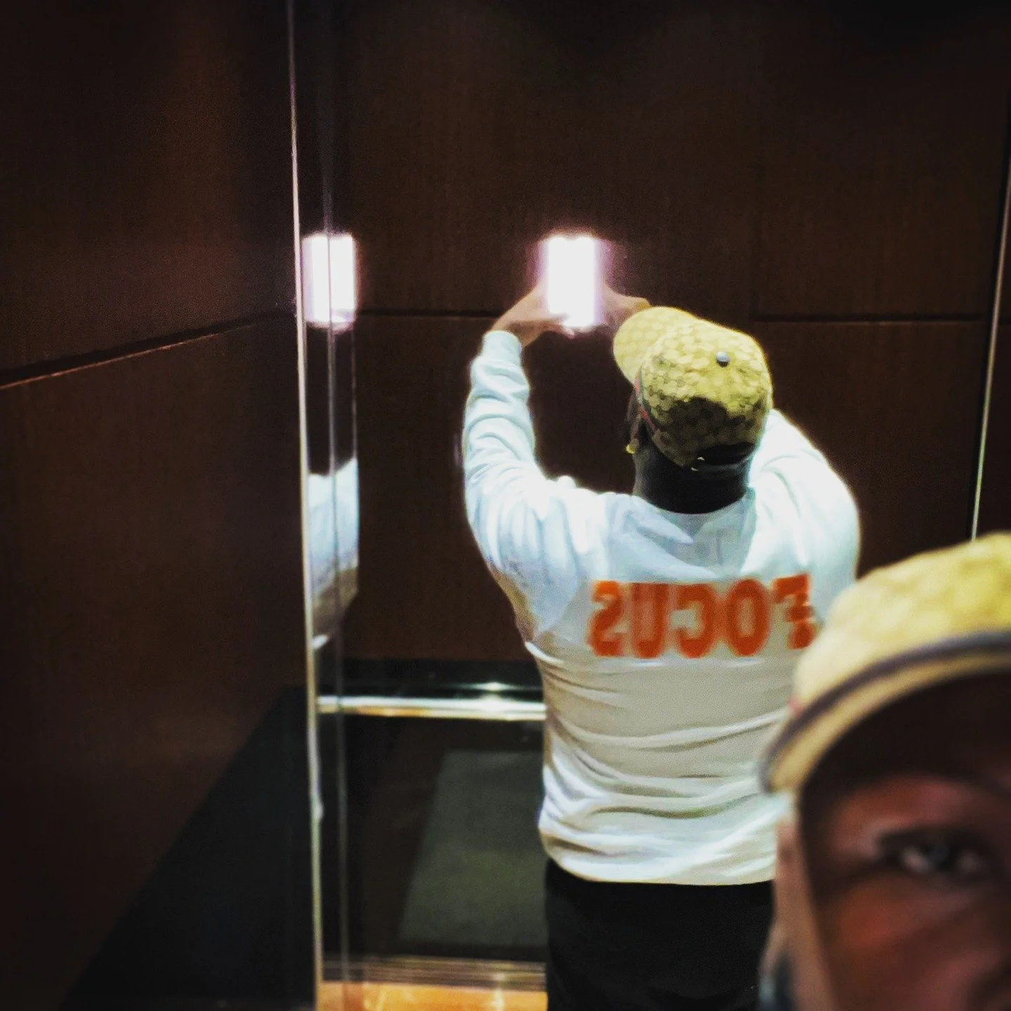 The orange and white FOCUS tee hits different. ๐๐ค
Bright enough to stand out, bold enough to speak for itself.
Every time I put this on, it reminds me what FOCUS really means —
Faith Over Circumstance Until Success.
It’s not just a s